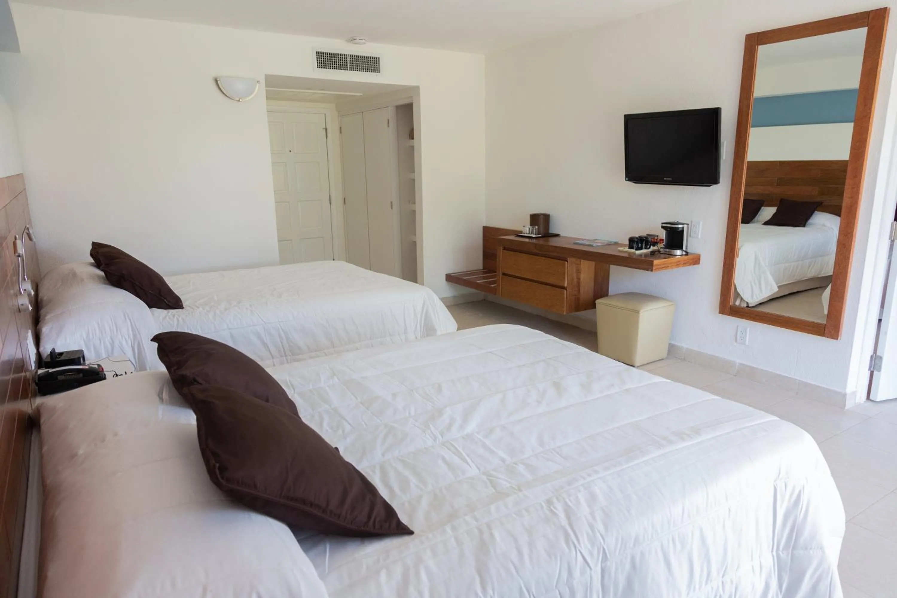 Photo of the whole room, Bed in Viva Fortuna Beach by Wyndham, A Trademark All Inclusive
