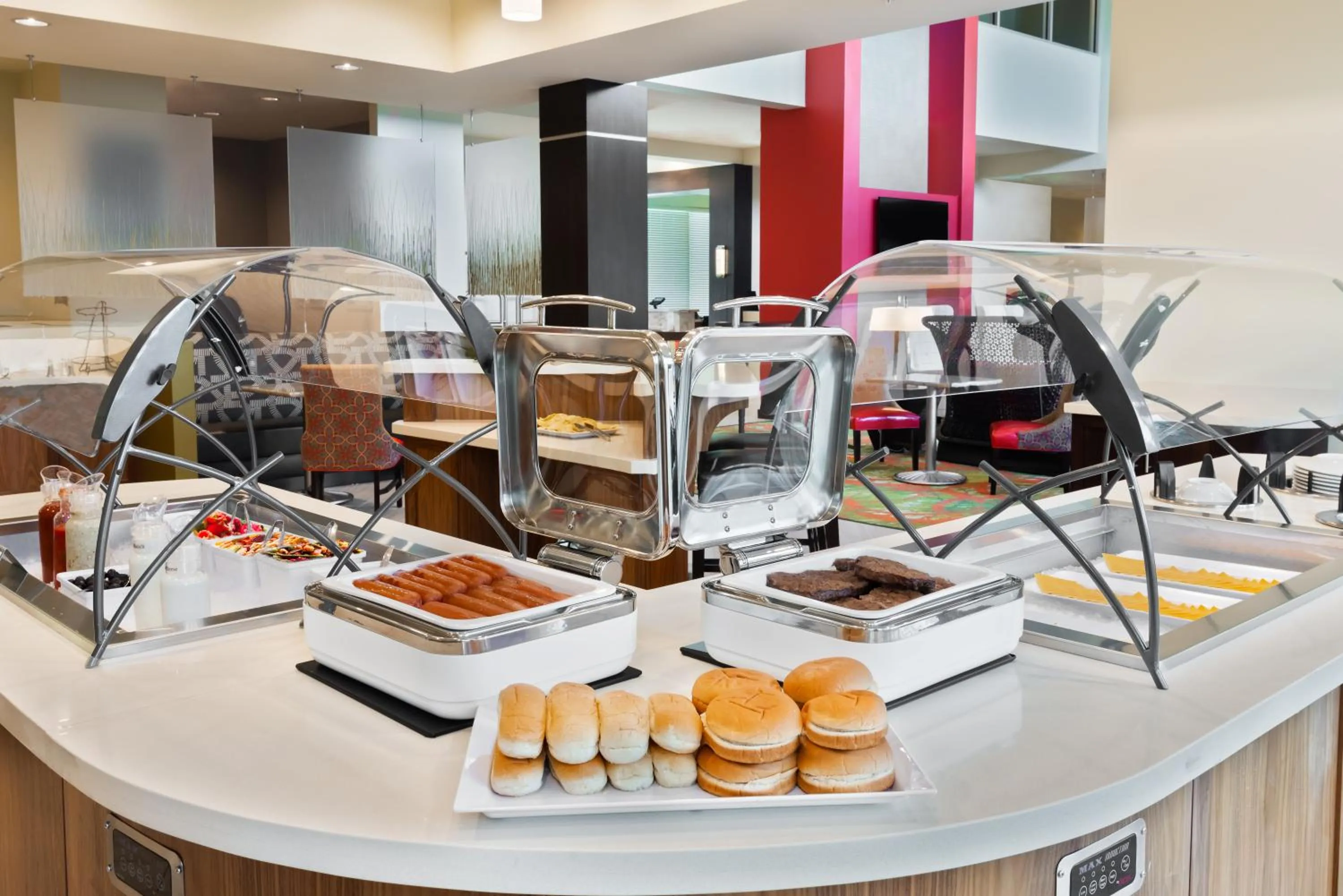 Restaurant/places to eat in Staybridge Suites - Miami International Airport by IHG