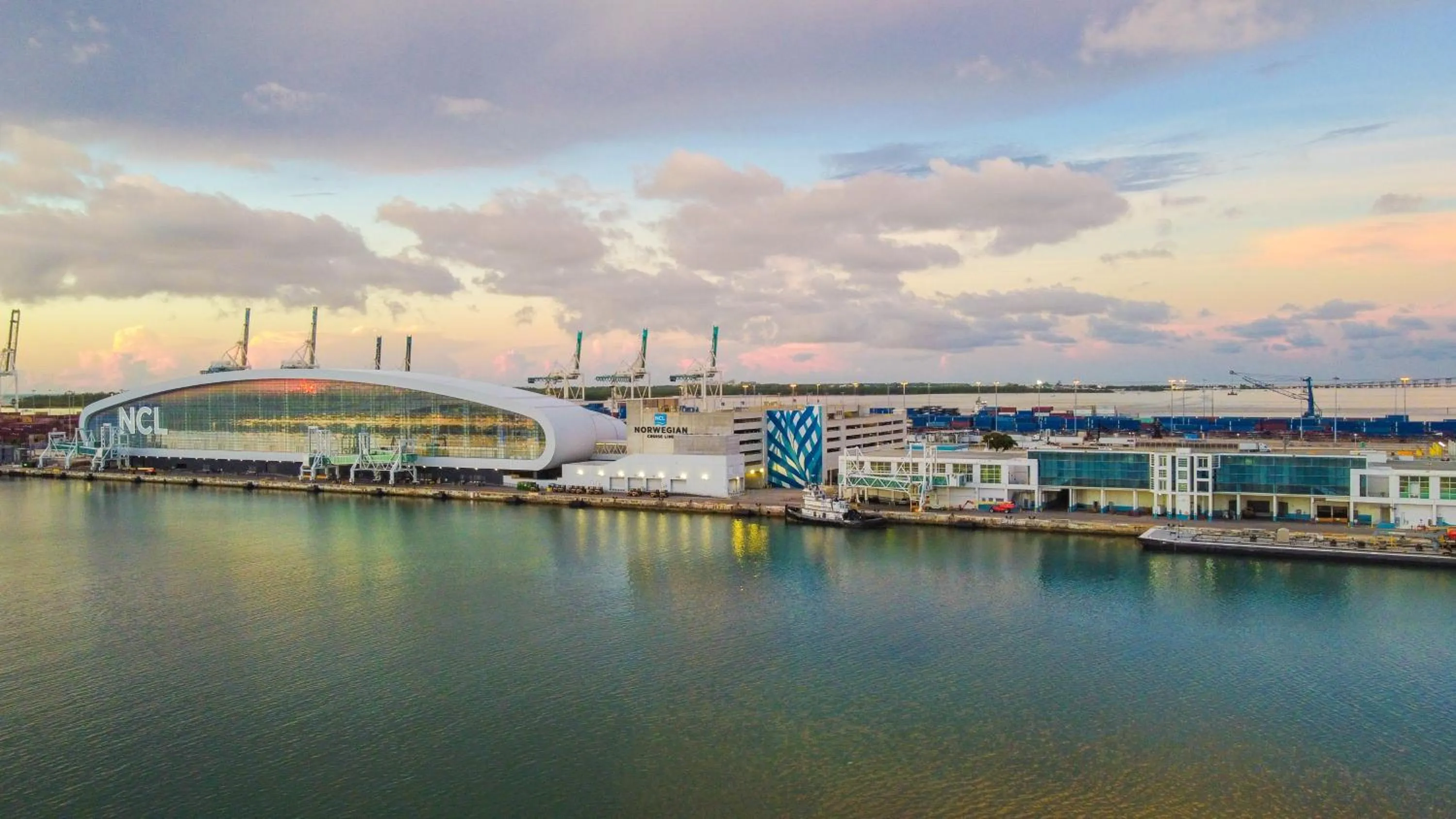 Nearby landmark in Staybridge Suites - Miami International Airport by IHG