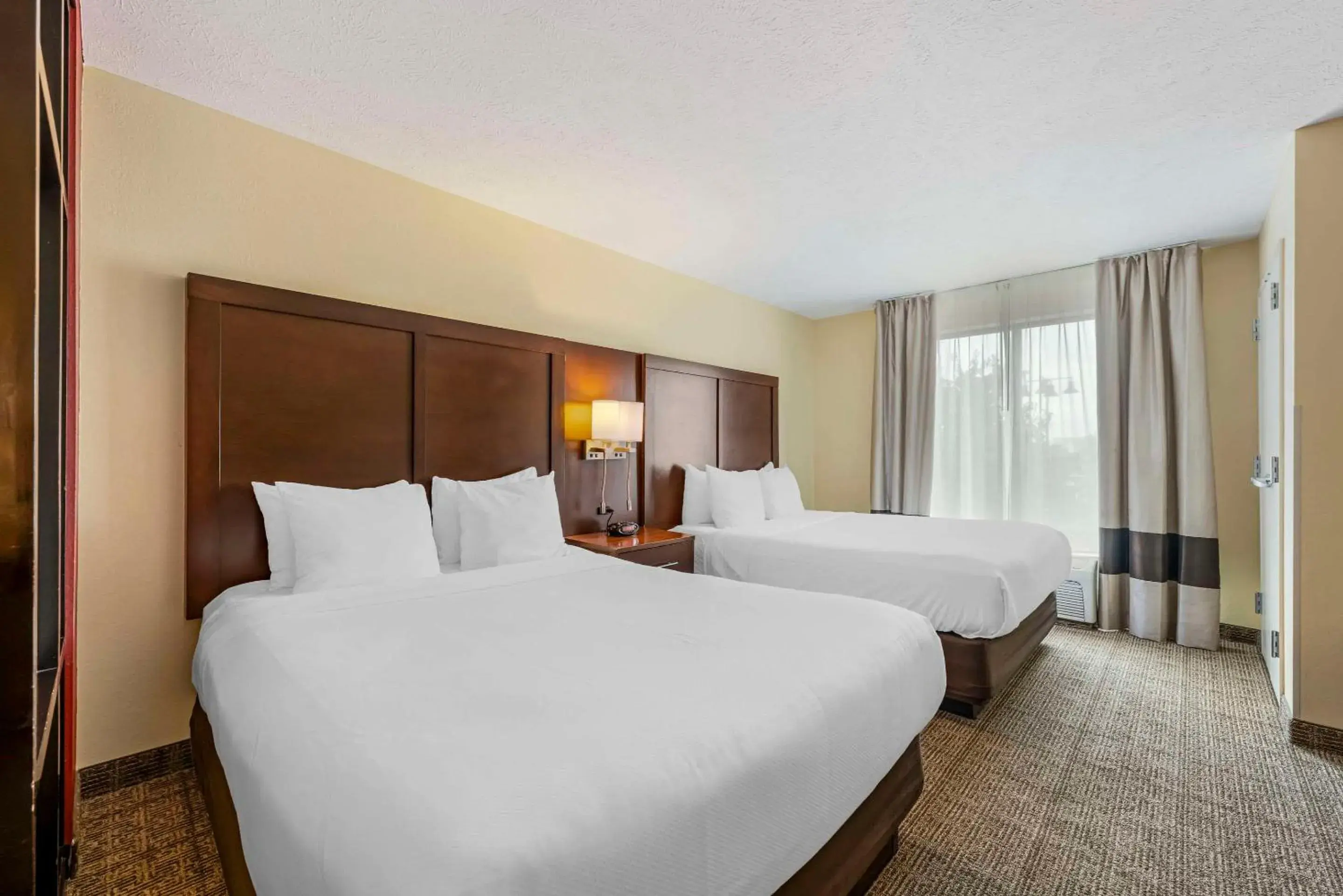 Queen Suite with Two Queen Beds in Comfort Suites East Lincoln - Mall Area Queen Suite with Two Queen Beds in Comfort Suites East Lincoln - Mall Area