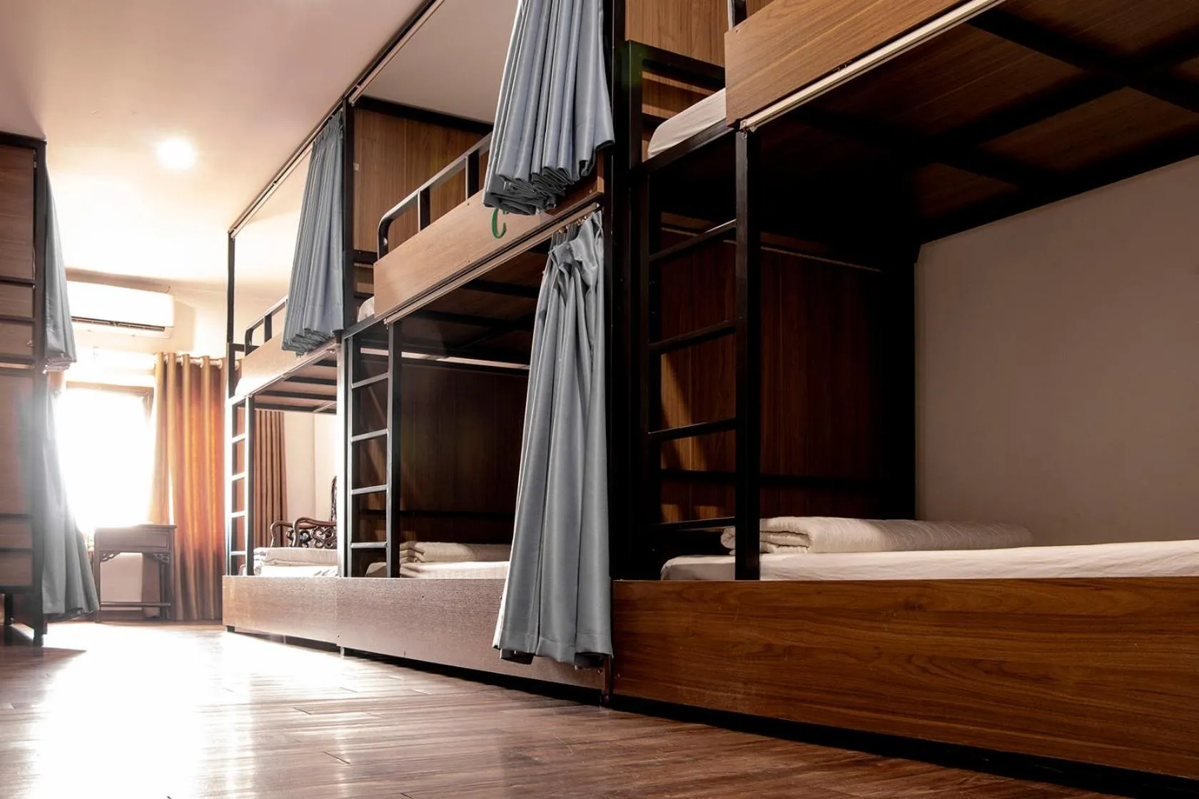 bunk bed, Bed in Group Nest Hotel