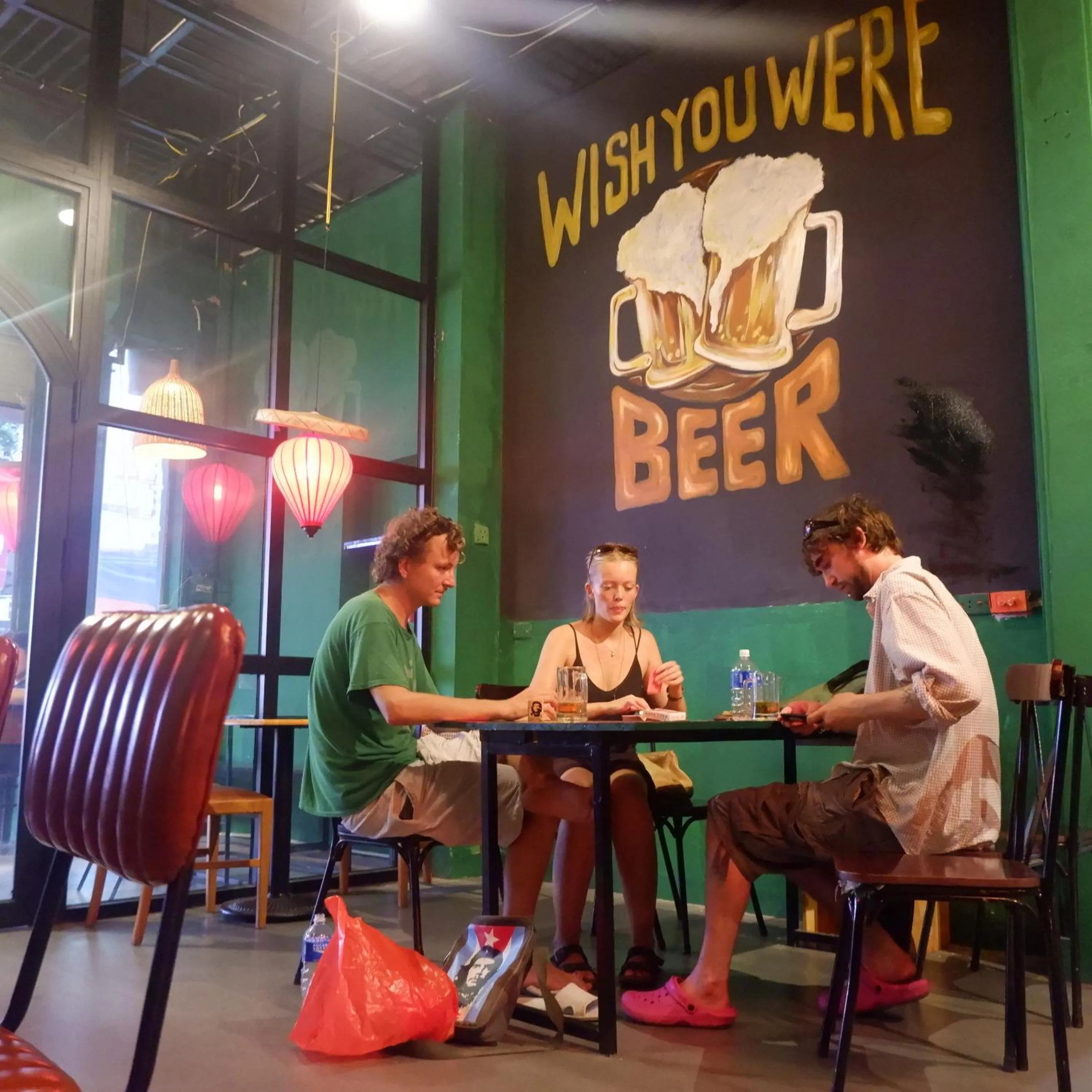 Restaurant/places to eat in Group Nest Hotel