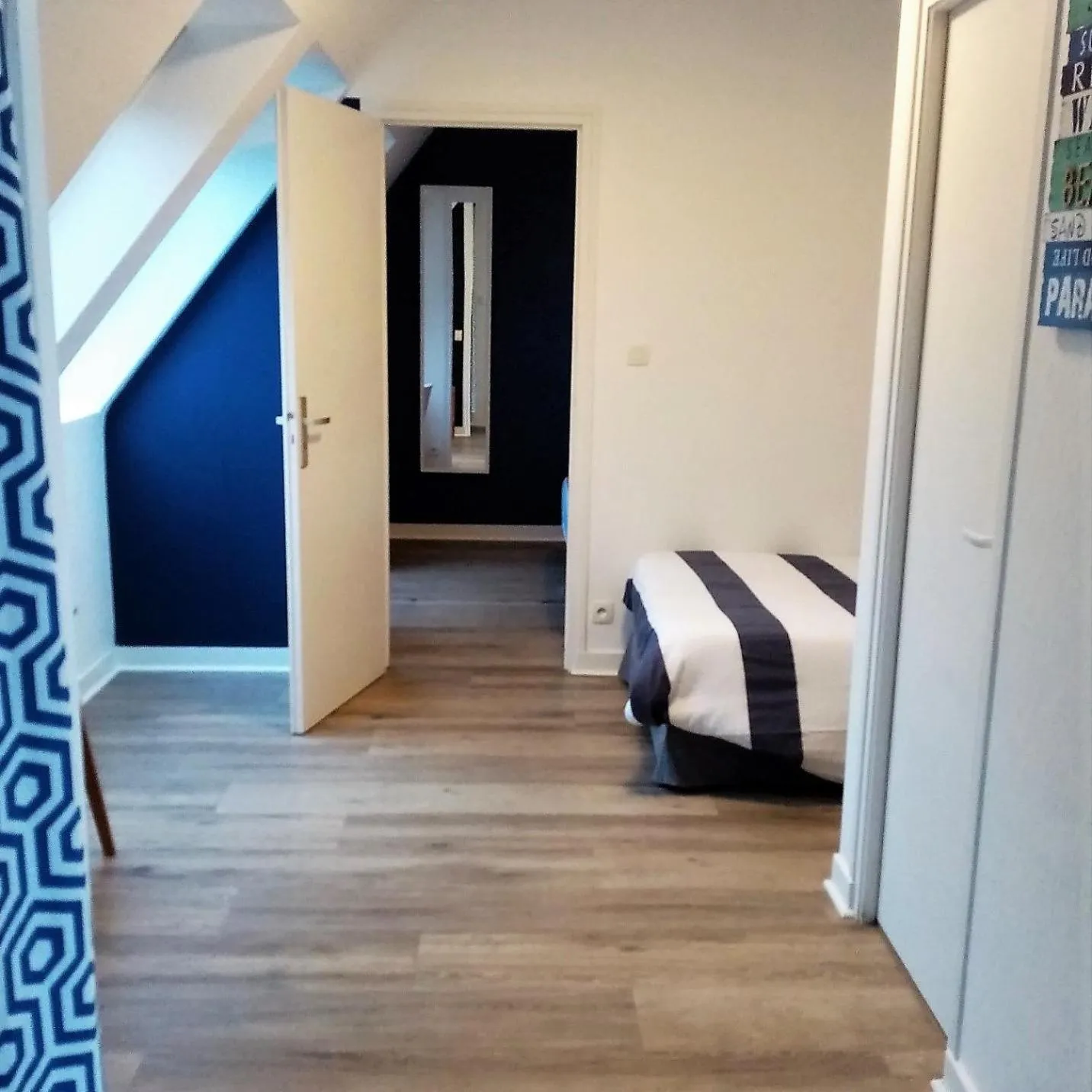 Bedroom, Bed in Hôtel Du Port Et De L'aven