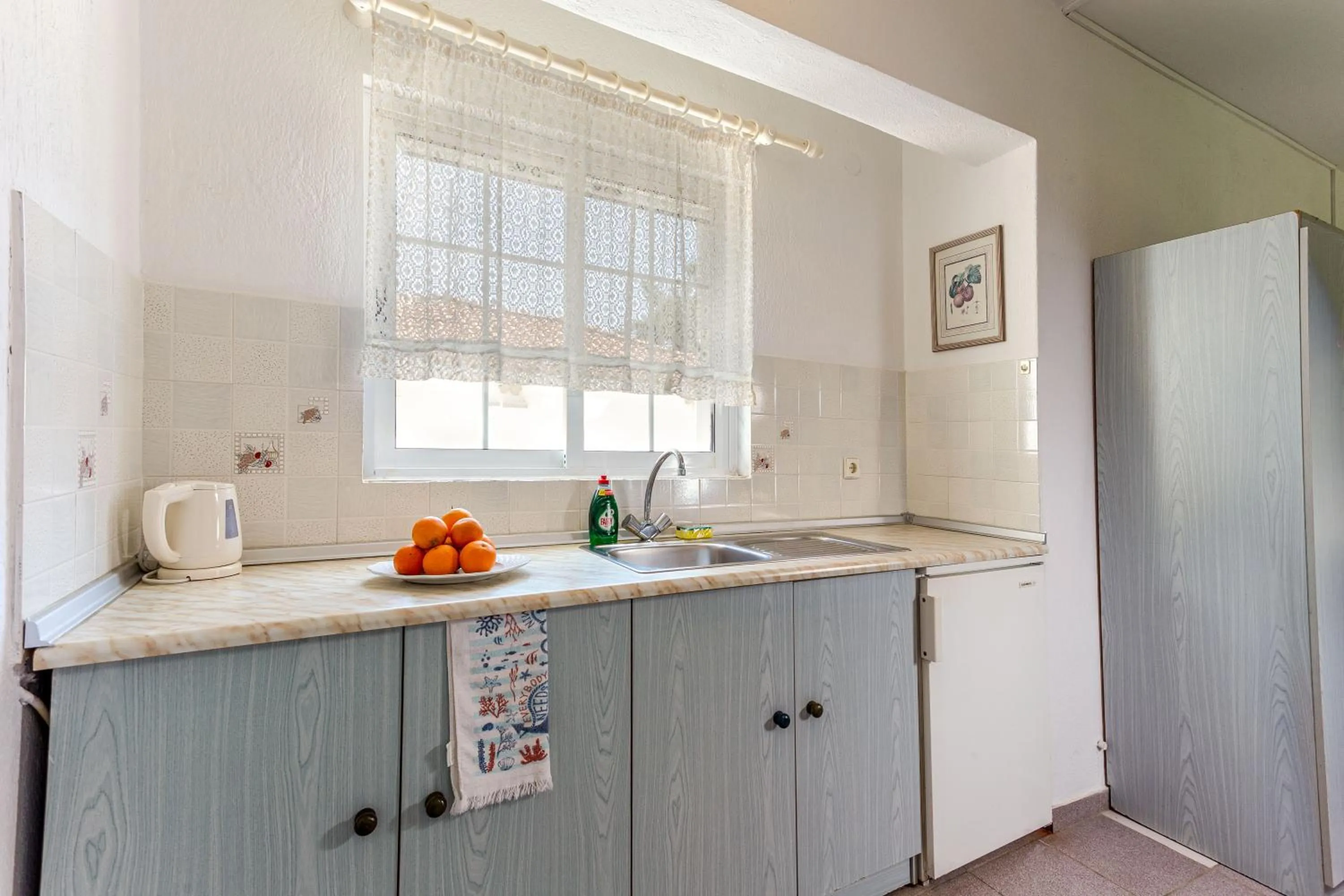 Kitchen or kitchenette in Melissa Gold Coast