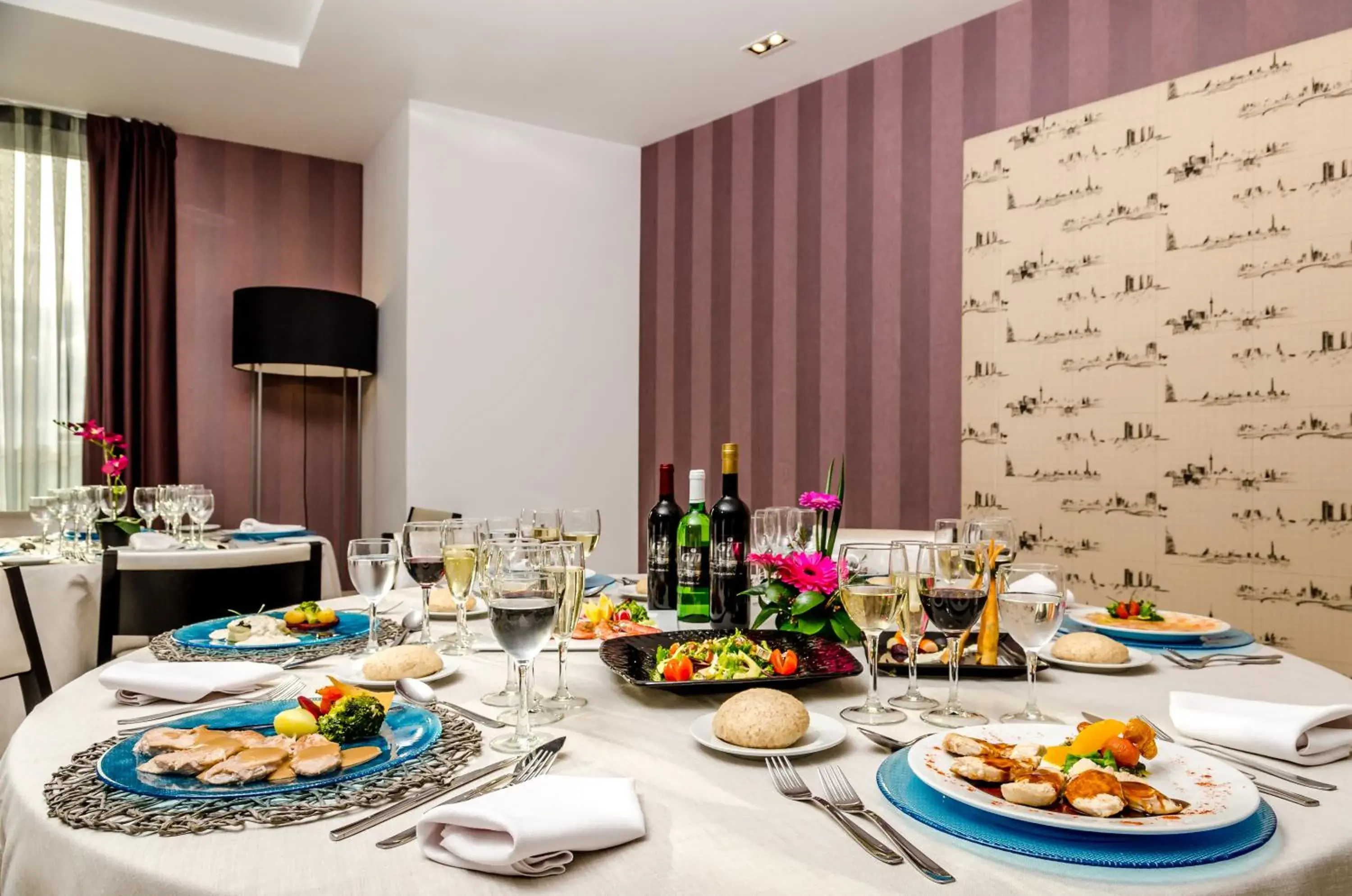 Restaurant/places to eat in YIT Vía Sevilla Mairena Restaurant/places to eat in YIT Vía Sevilla Mairena