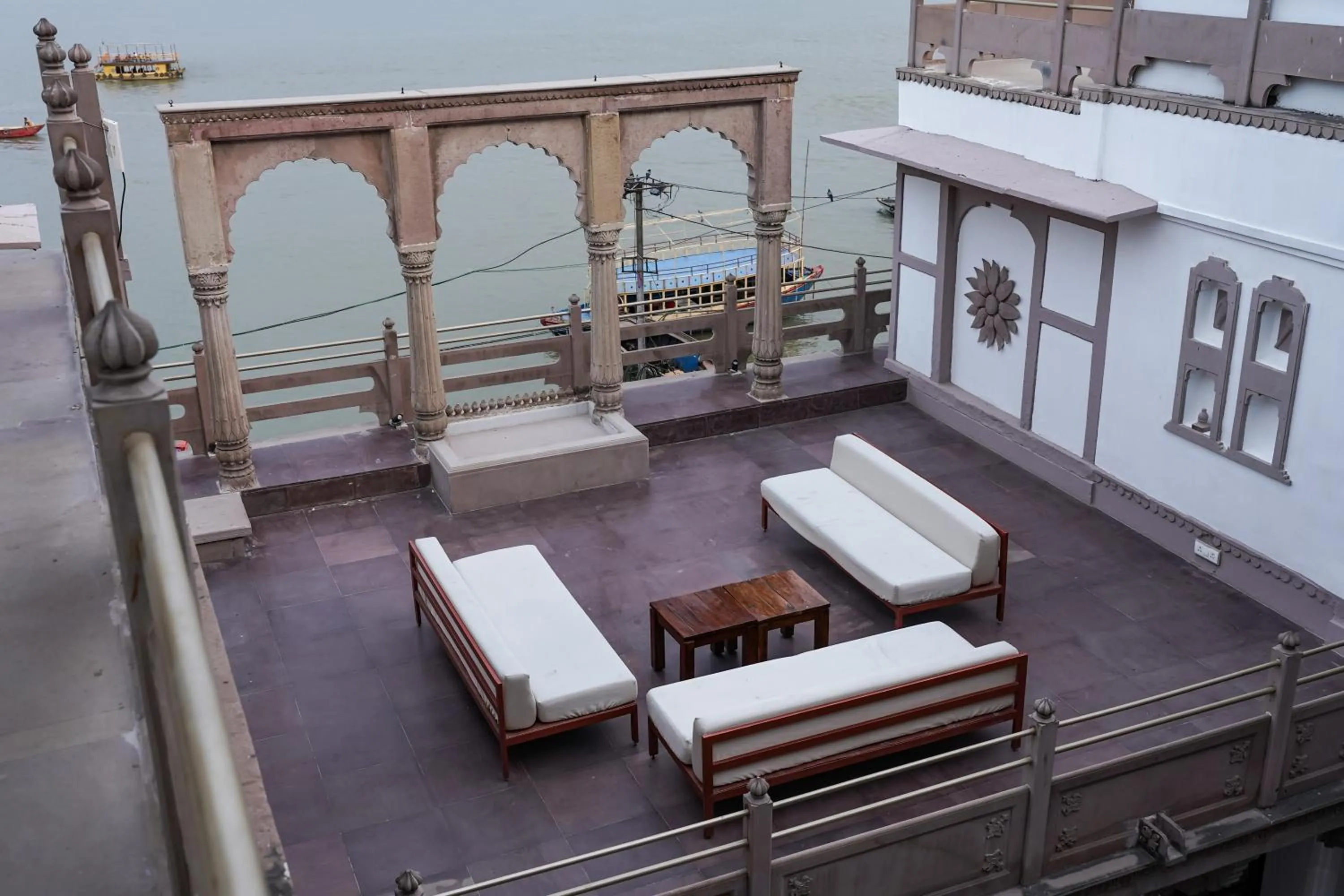 Guleria Kothi at Ganges