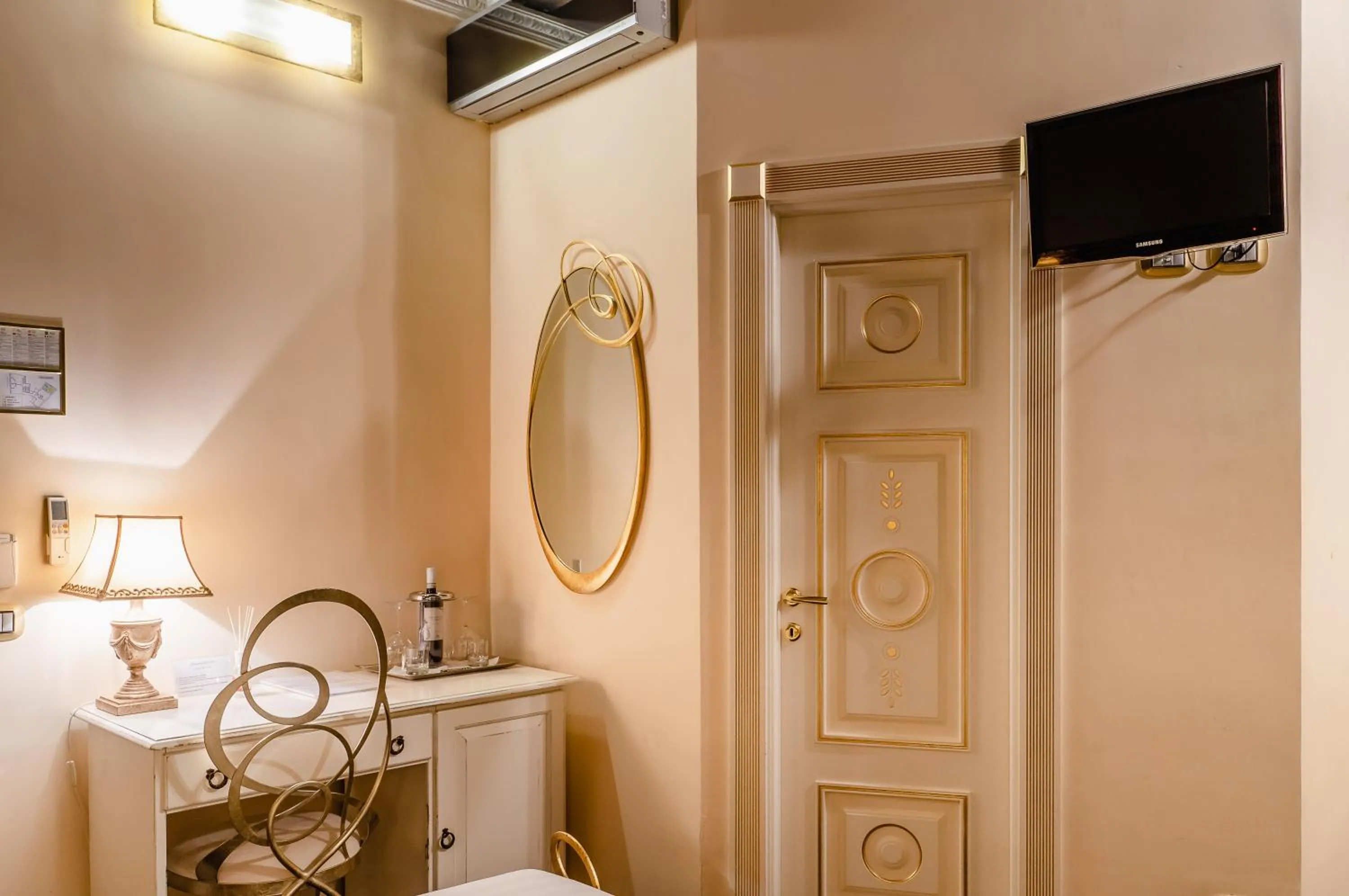 Locanda Del Sole-Roma Piazza Di Spagna Ripetta