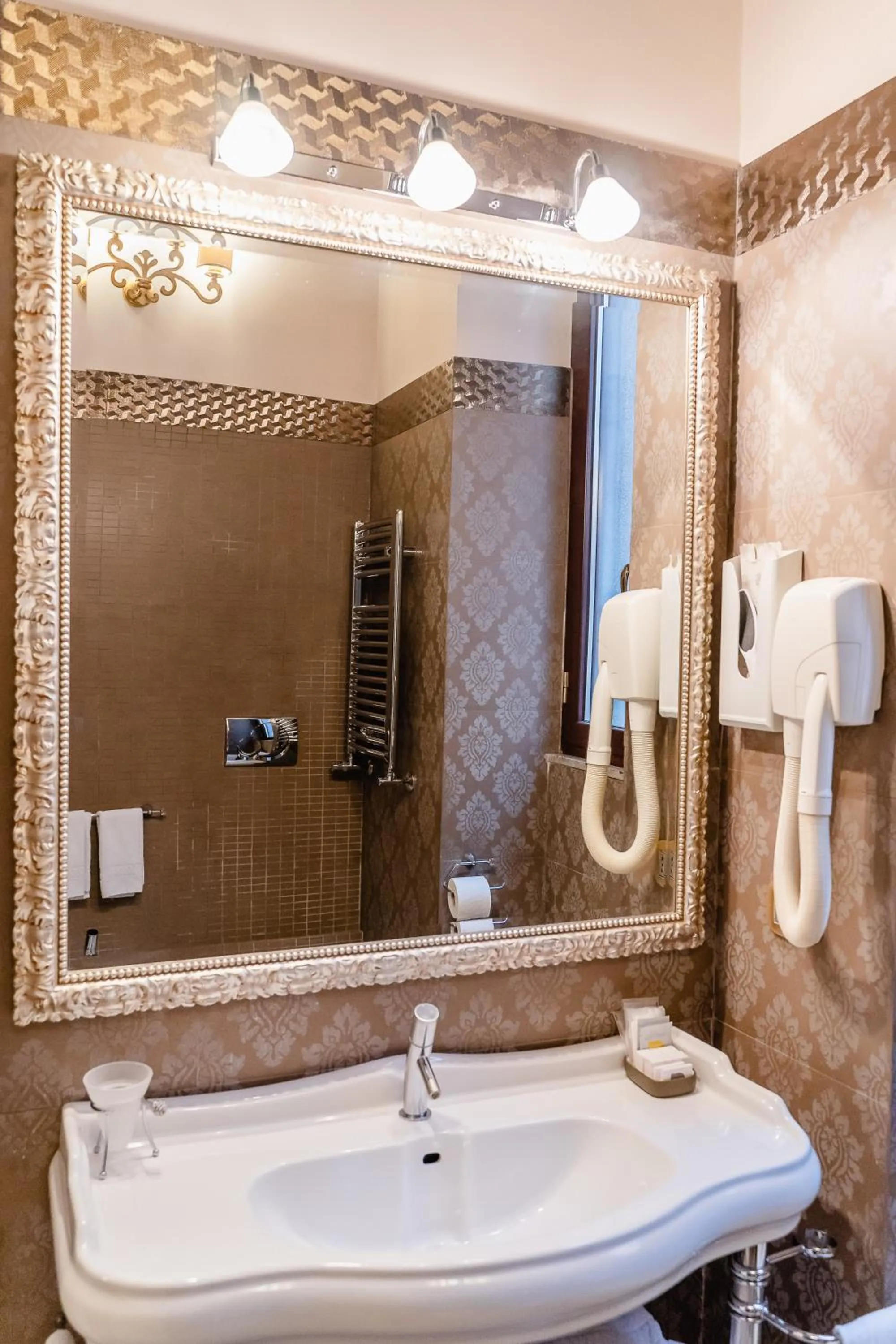 Locanda Del Sole-Roma Piazza Di Spagna Ripetta