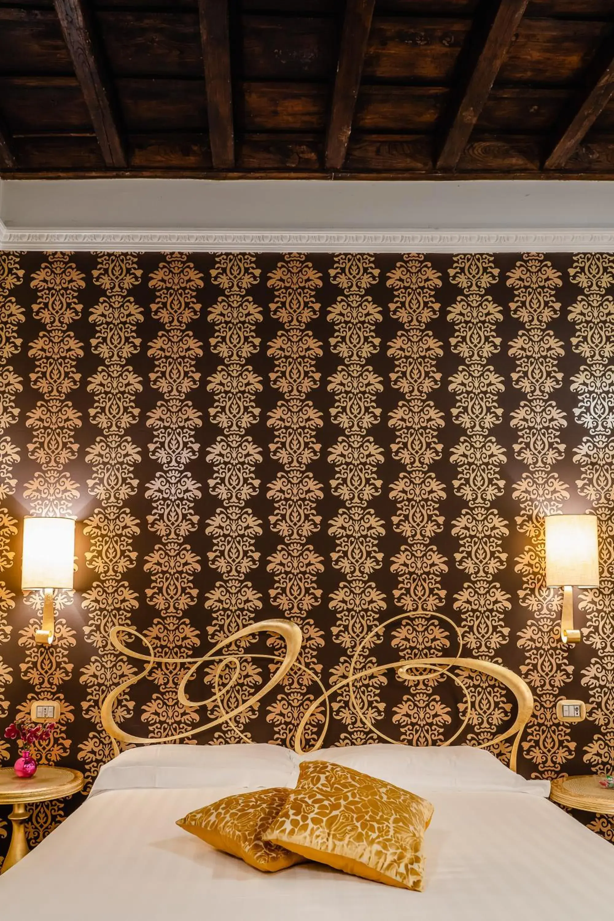 Double Room in Locanda Del Sole-Roma Piazza Di Spagna Ripetta Double Room in Locanda Del Sole-Roma Piazza Di Spagna Ripetta