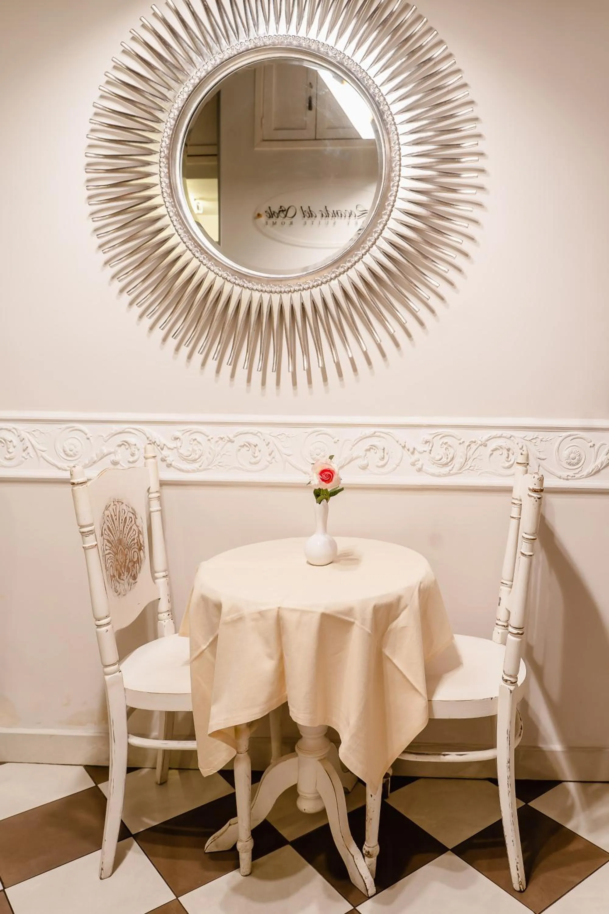 Property building in Locanda Del Sole-Roma Piazza Di Spagna Ripetta