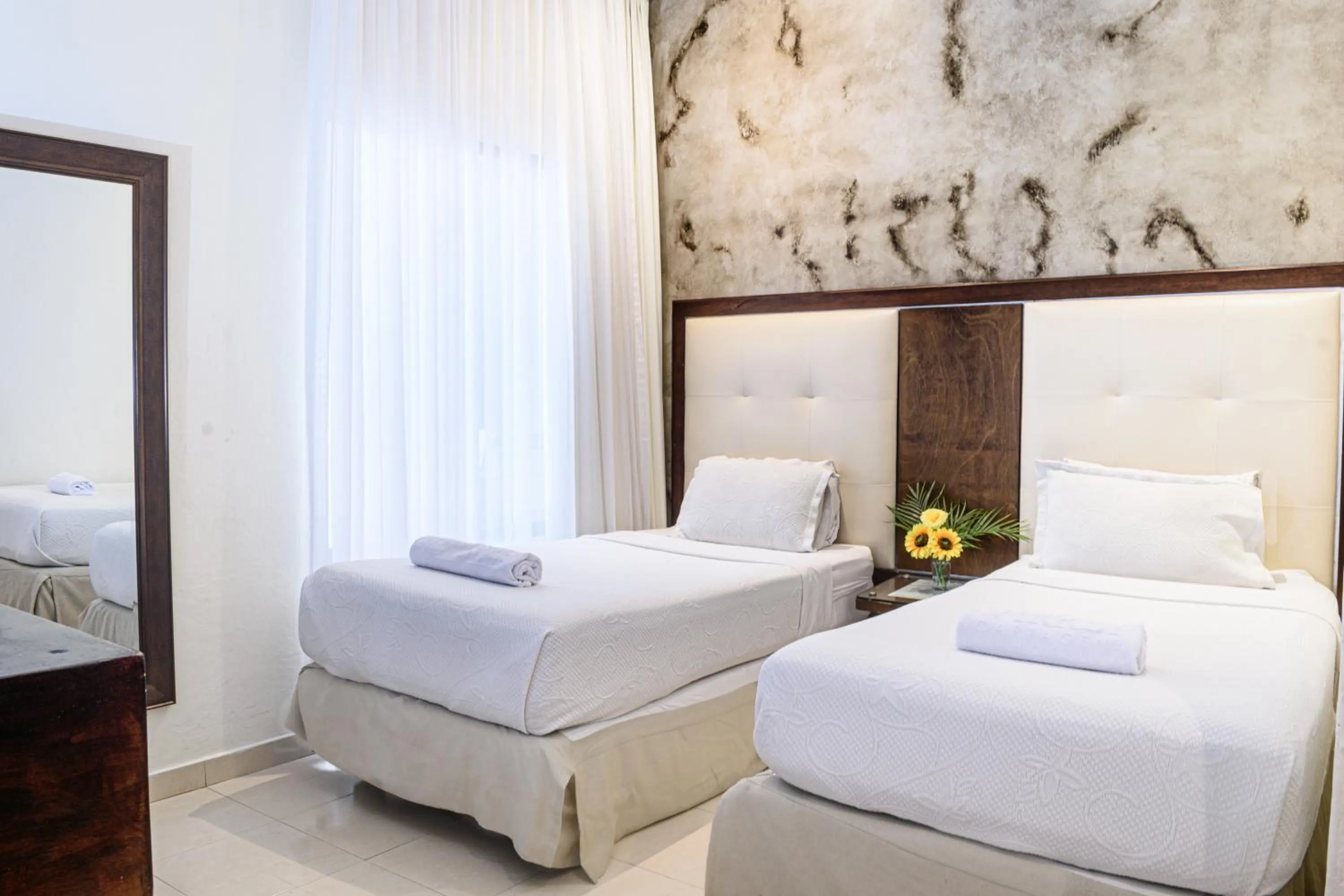 Photo of the whole room, Bed in Hotel Virrey Cartagena