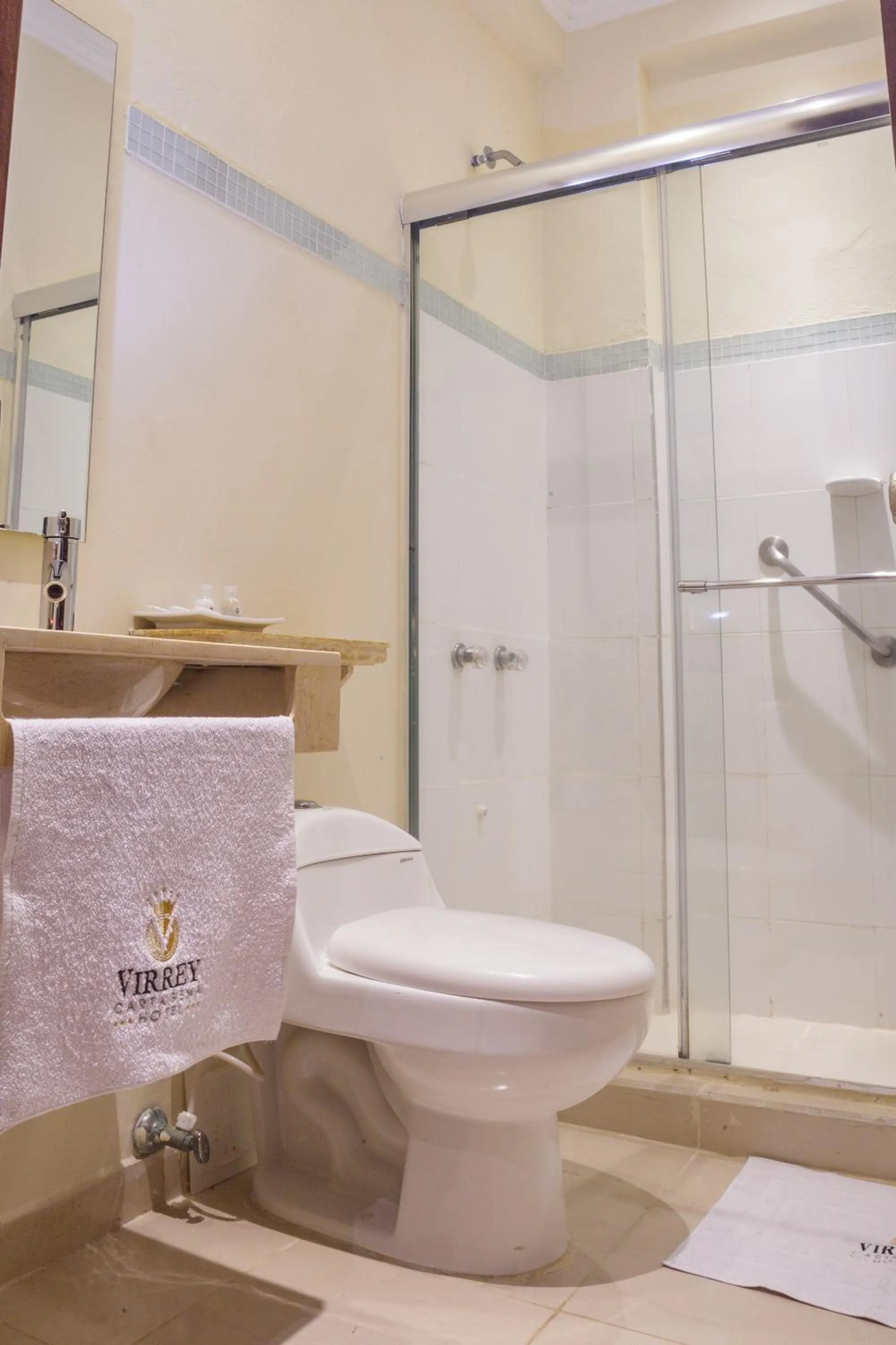 Shower in Hotel Virrey Cartagena