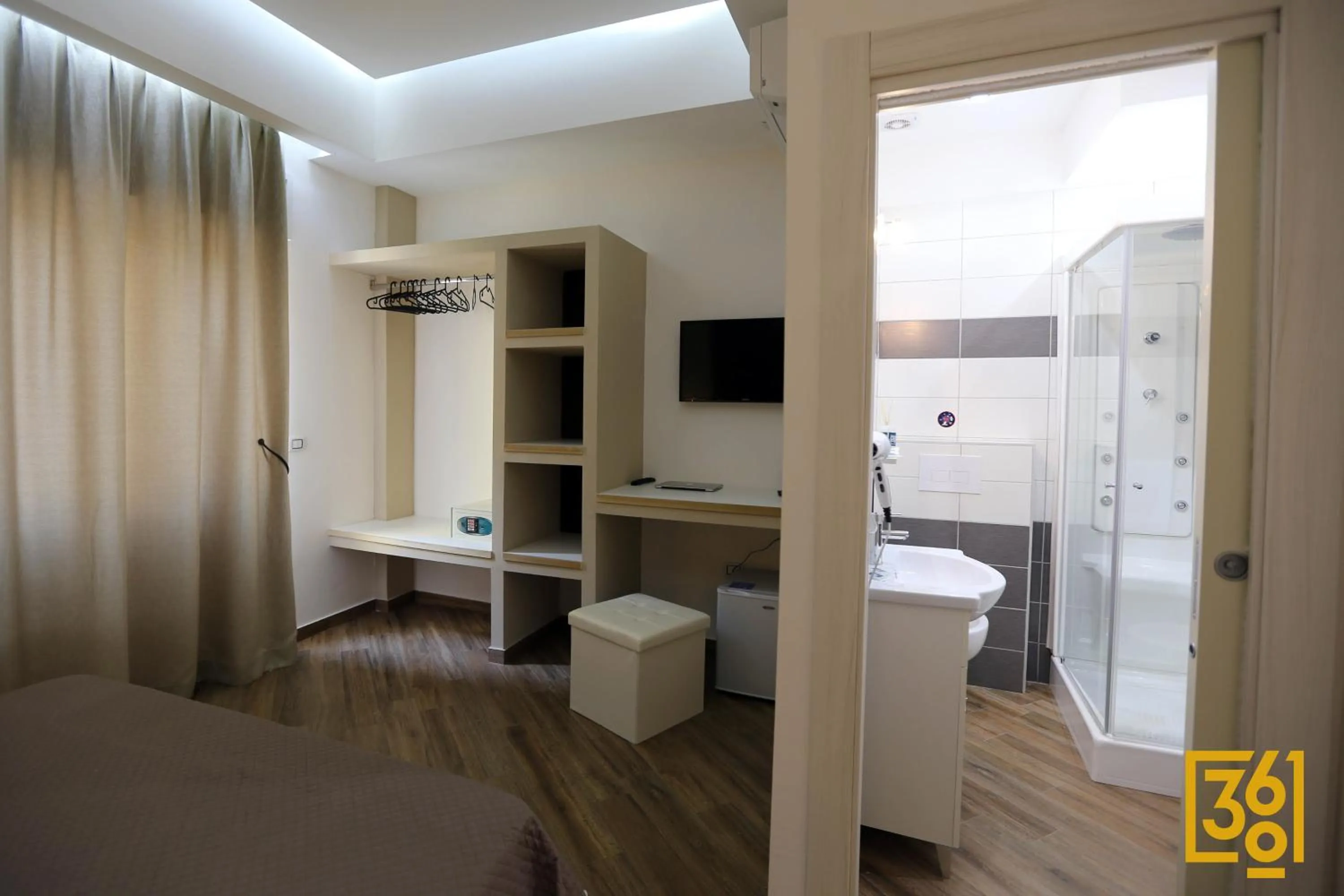 Photo of the whole room in 360 Hospitality