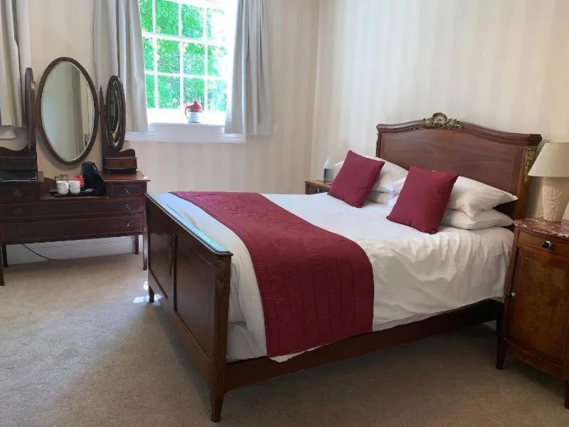 Bed in The Old Lodge