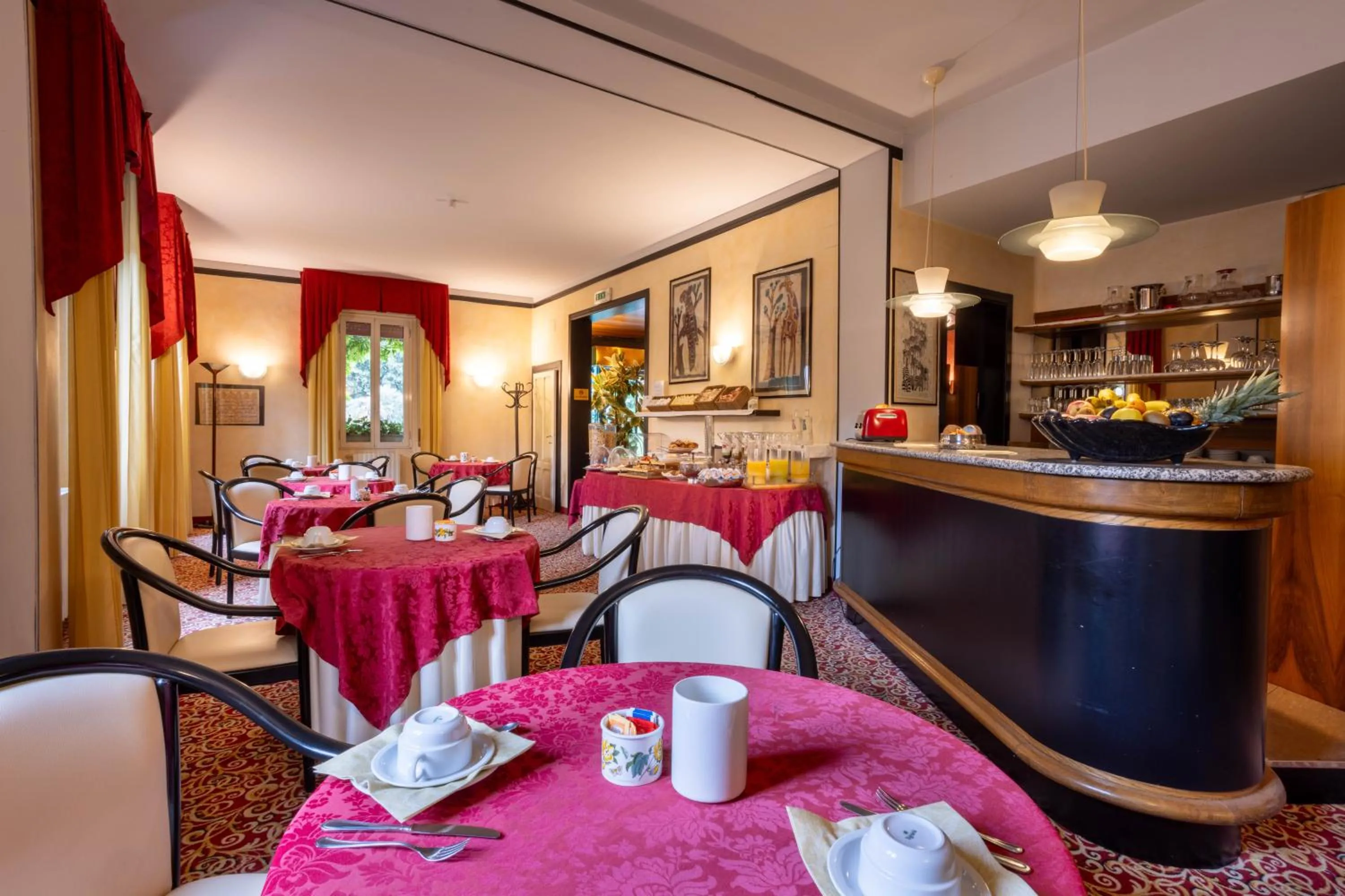 Breakfast in Hotel Giardinetto