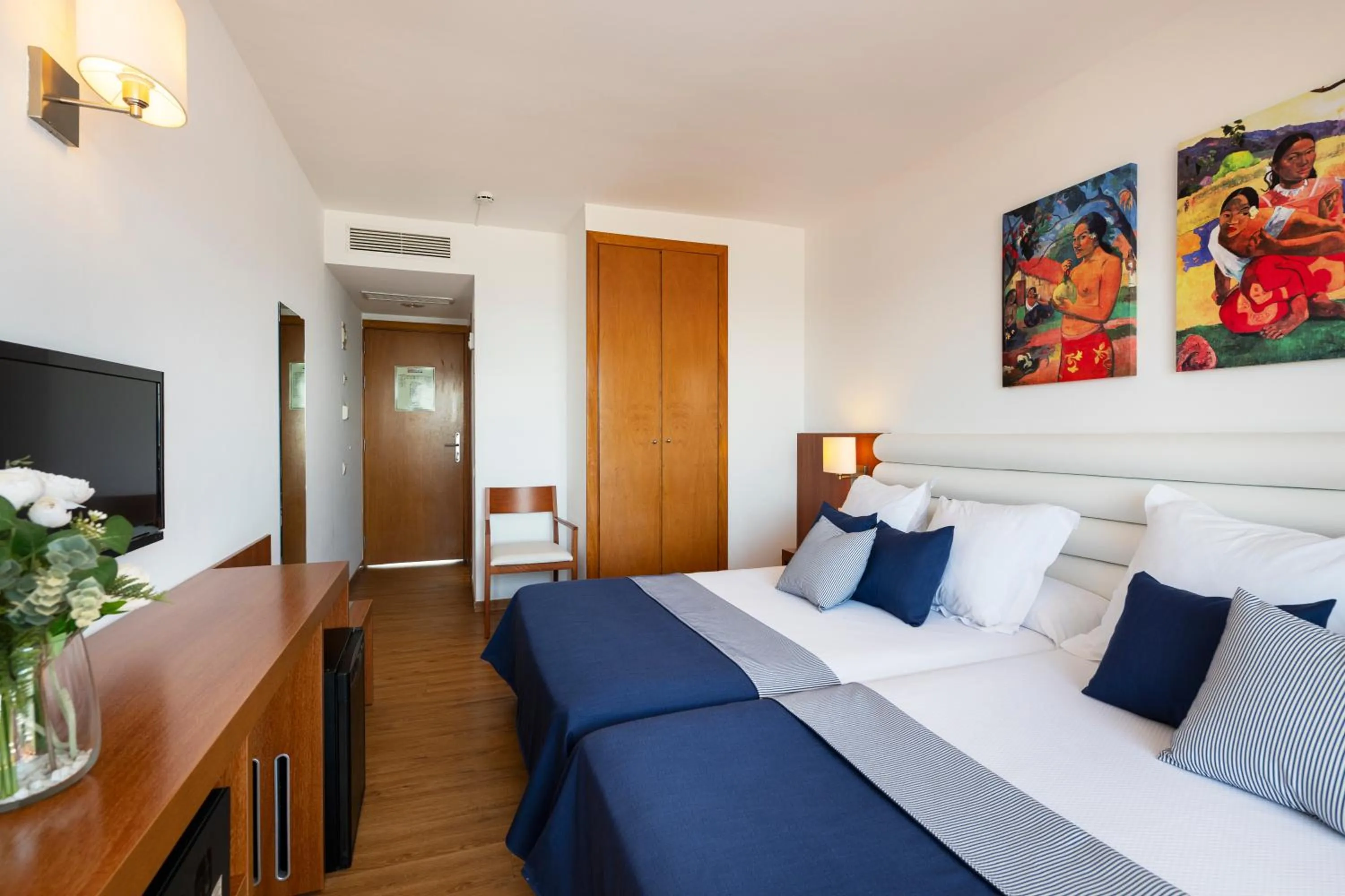 Bed in Hotel Tahití Playa