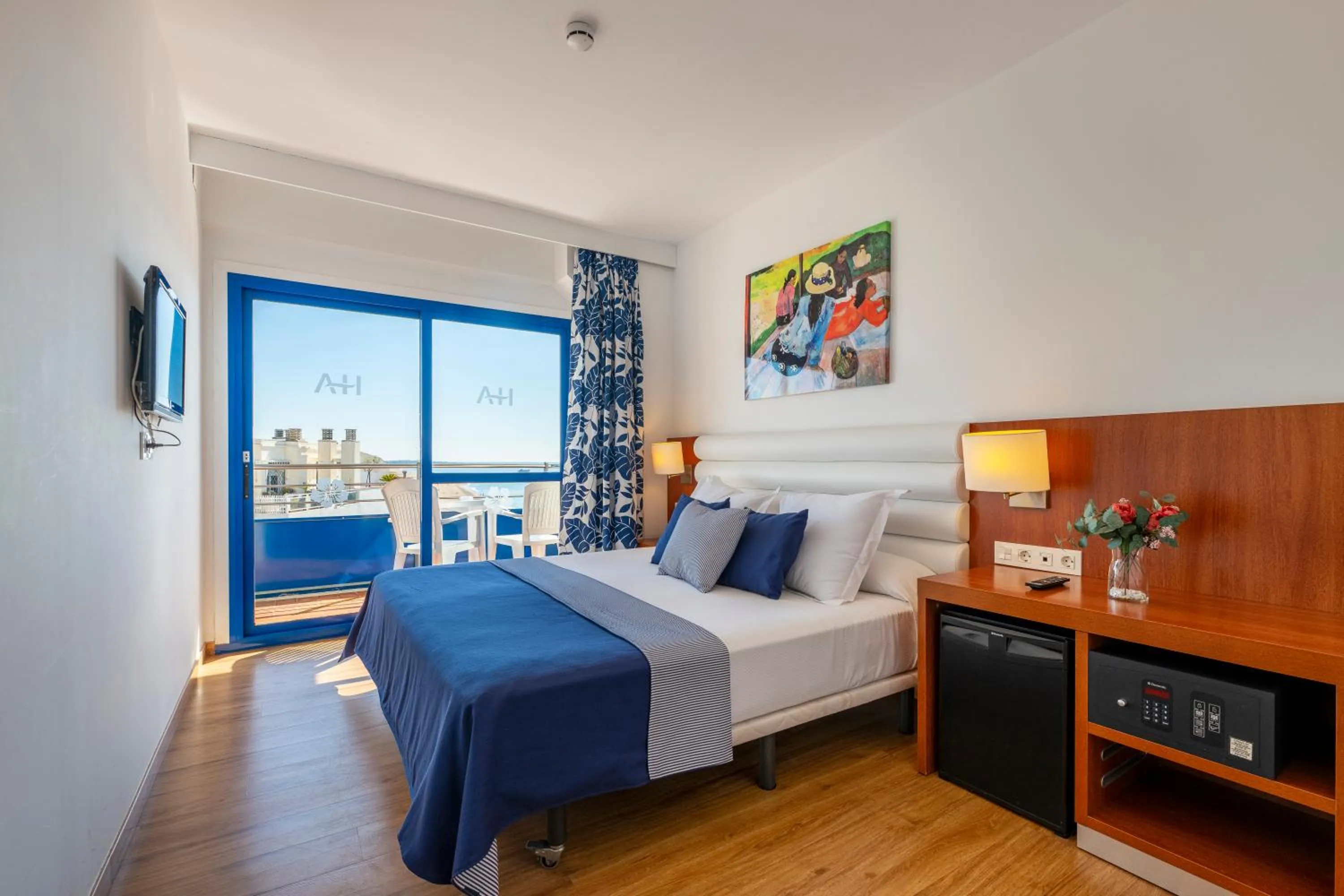 Bed in Hotel Tahití Playa