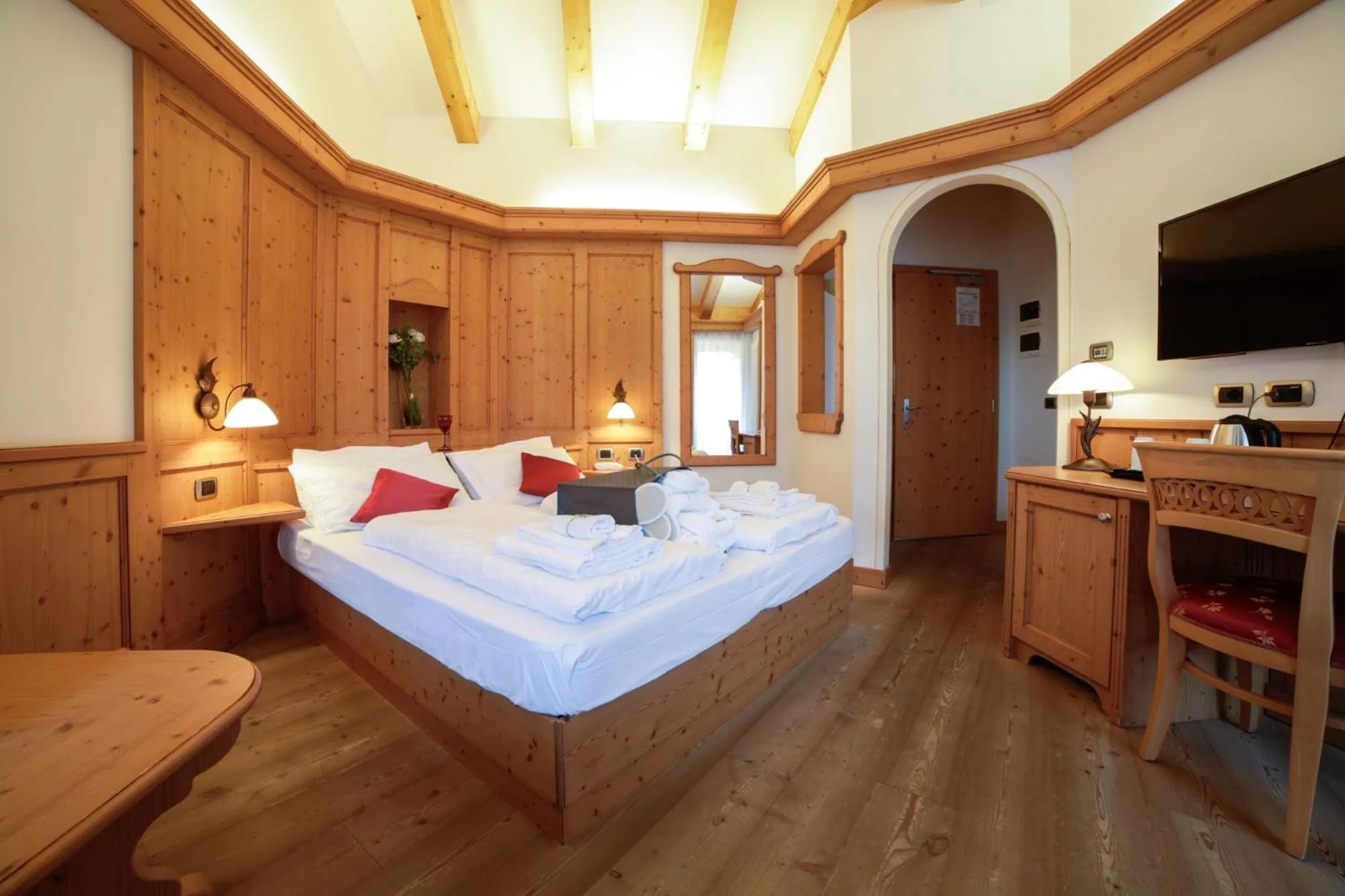 Bed in Nivis Hotel