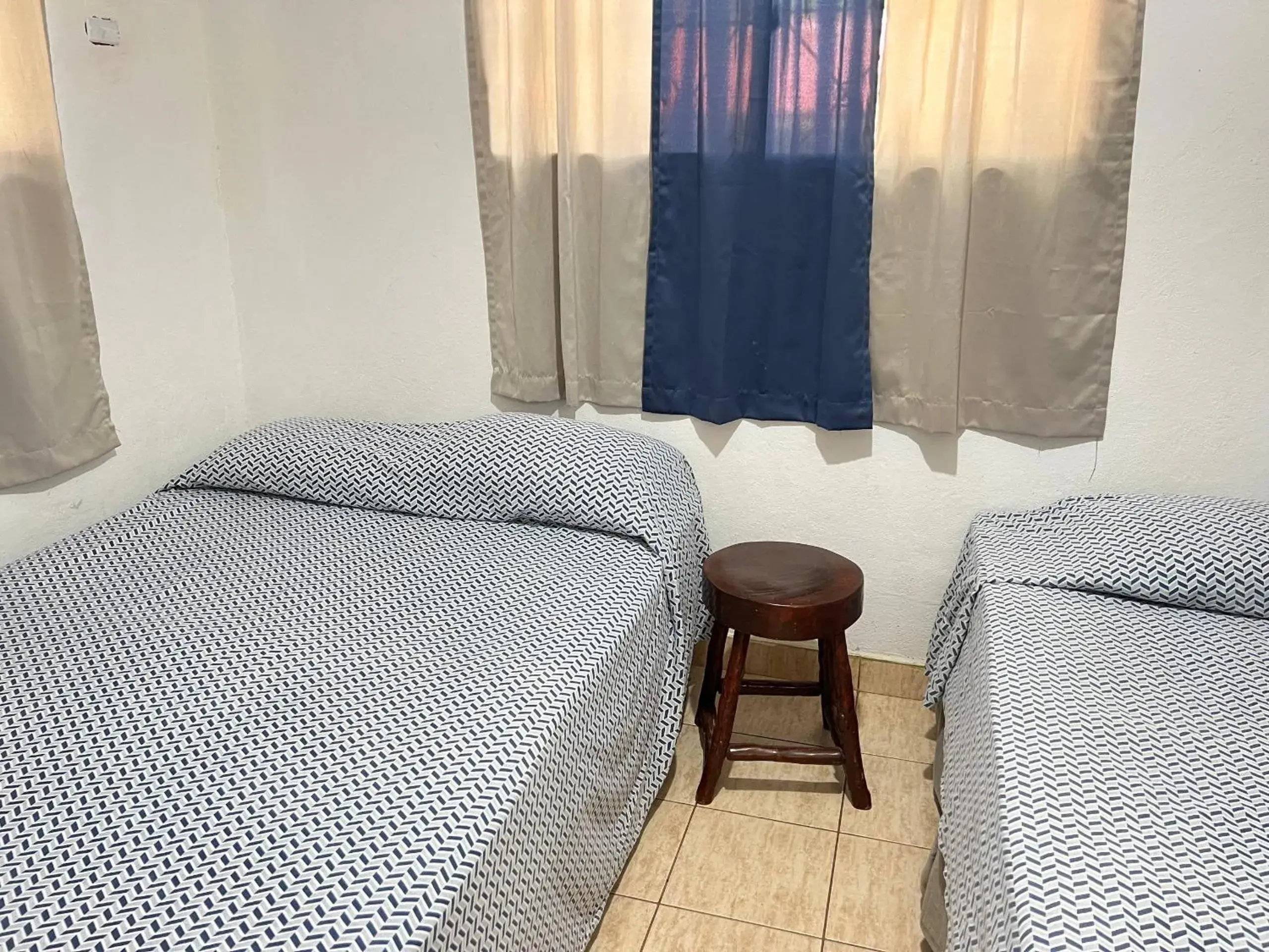 Deluxe Triple Room with Sea View in Hostel Sunset Villas Popoyo Deluxe Triple Room with Sea View in Hostel Sunset Villas Popoyo