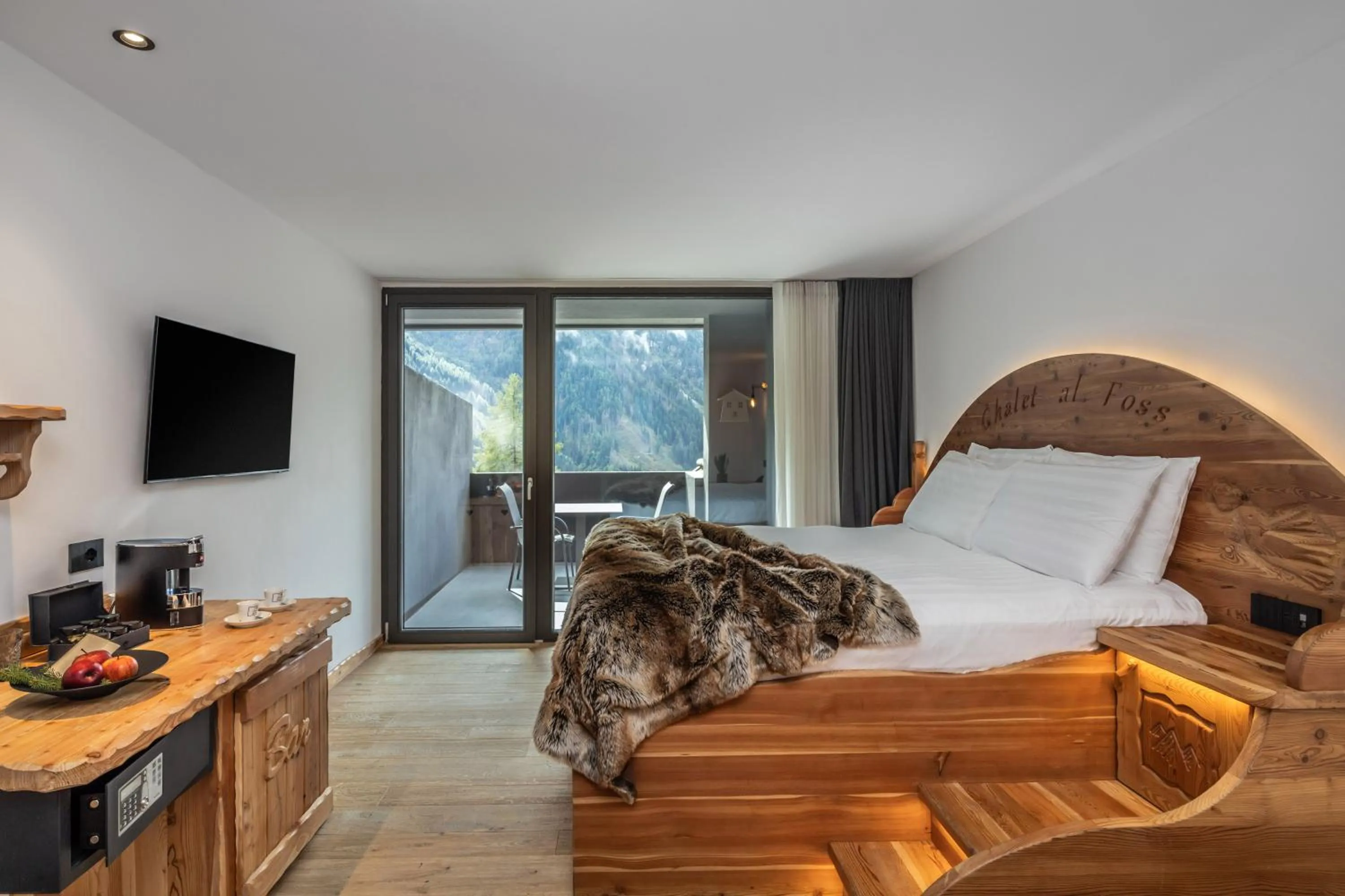 Bedroom, Bed in Hotel Chalet Al Foss - Adults Only