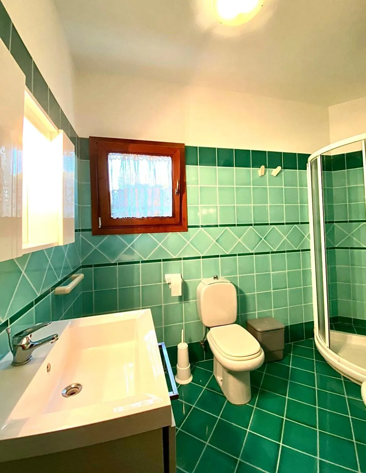 Shower in La Reggia Di Nausicaa