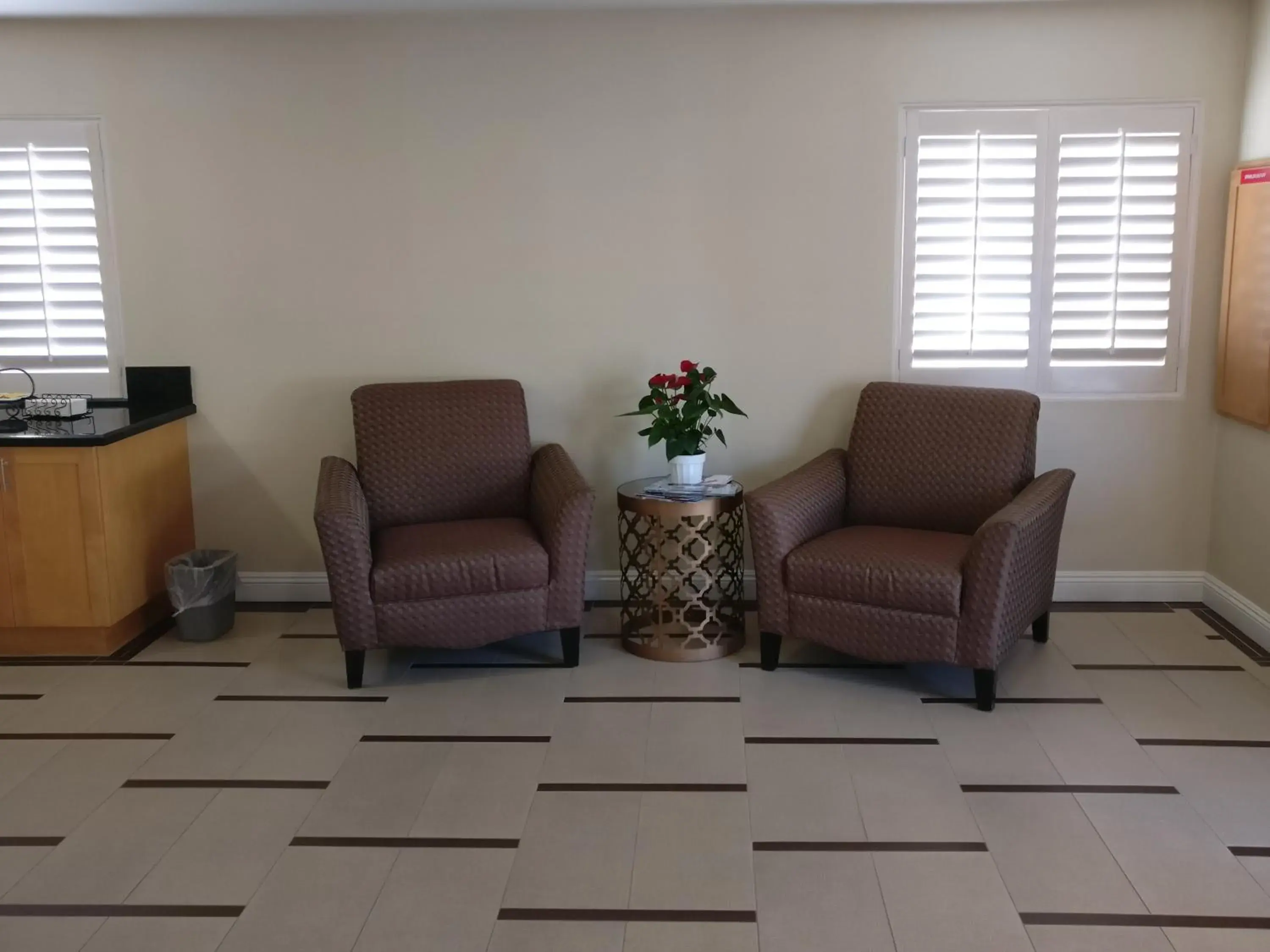 Lobby or reception in Burbank Inn and Suites Lobby or reception in Burbank Inn and Suites