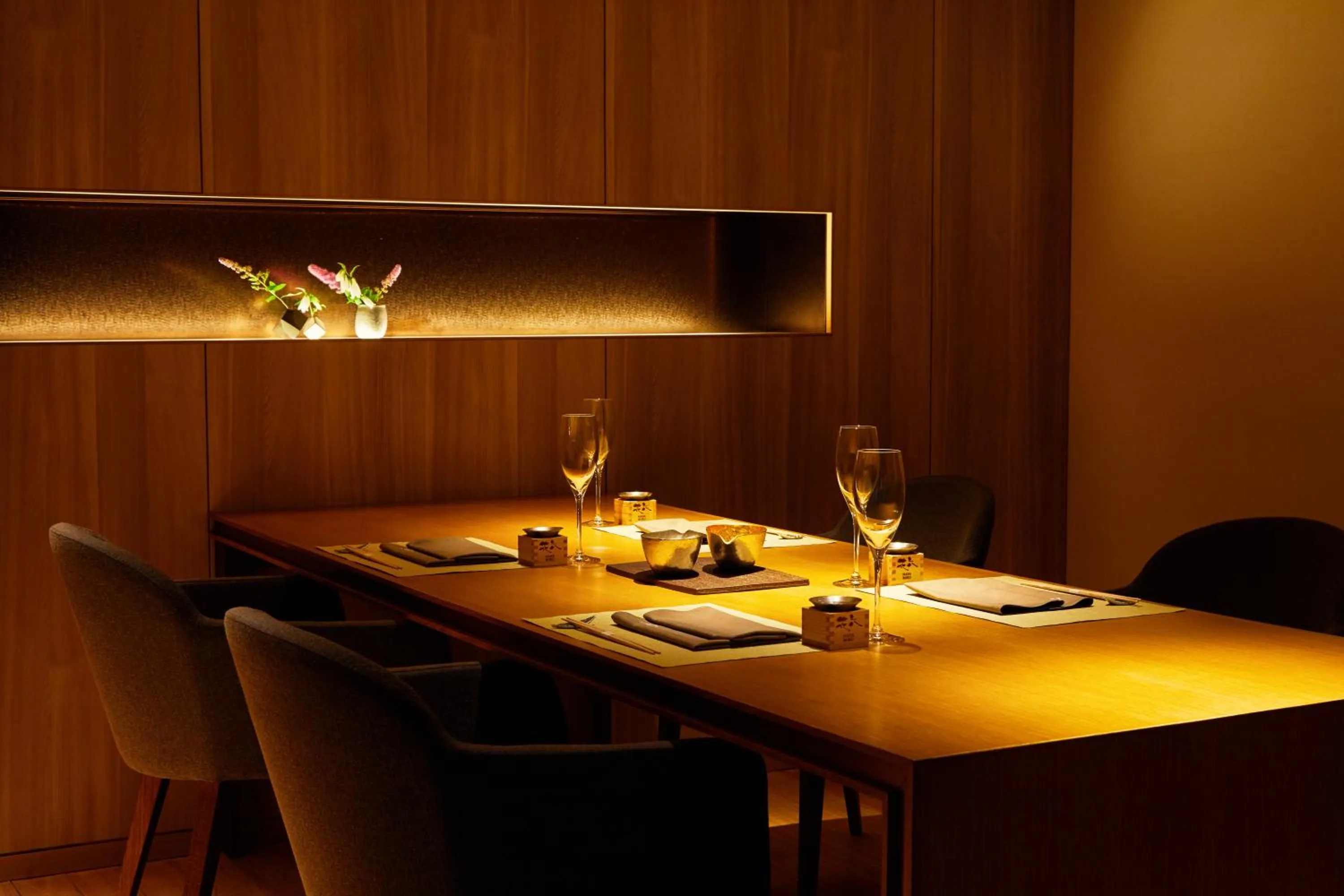 Restaurant/places to eat in hotel kanra kyoto