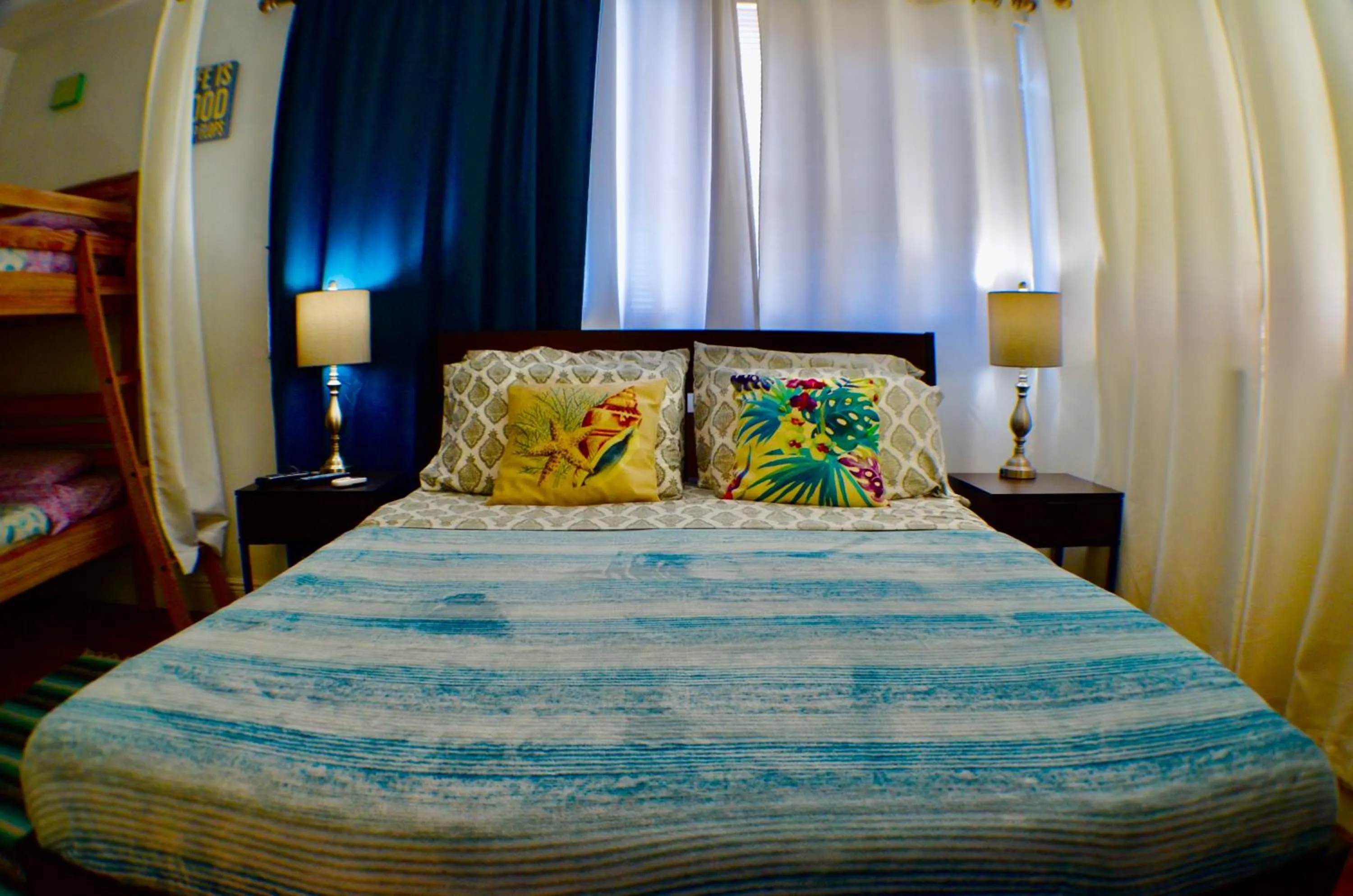 Bed in Hollywood Beachfront House