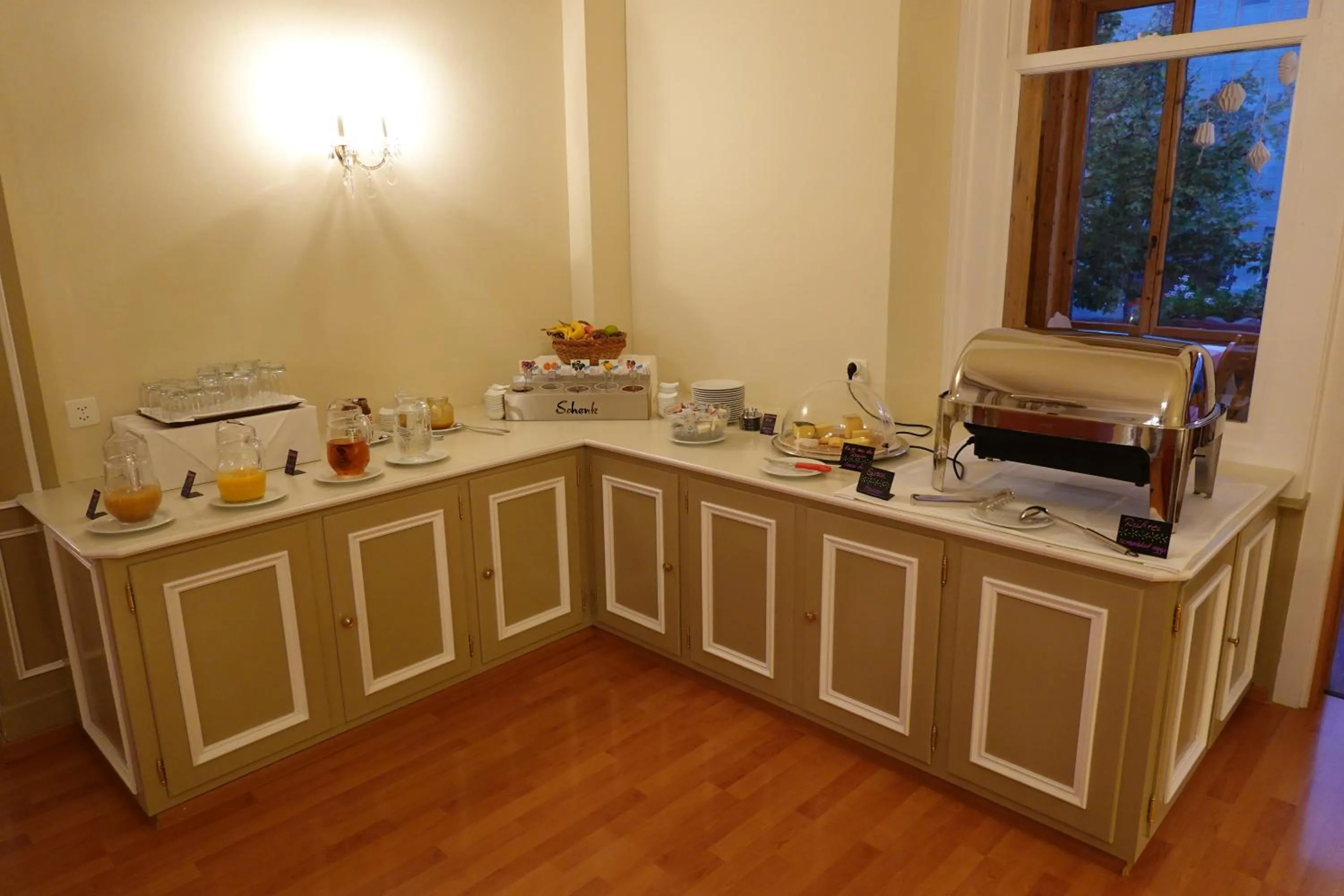 Buffet breakfast in Hotel Schweizerhof