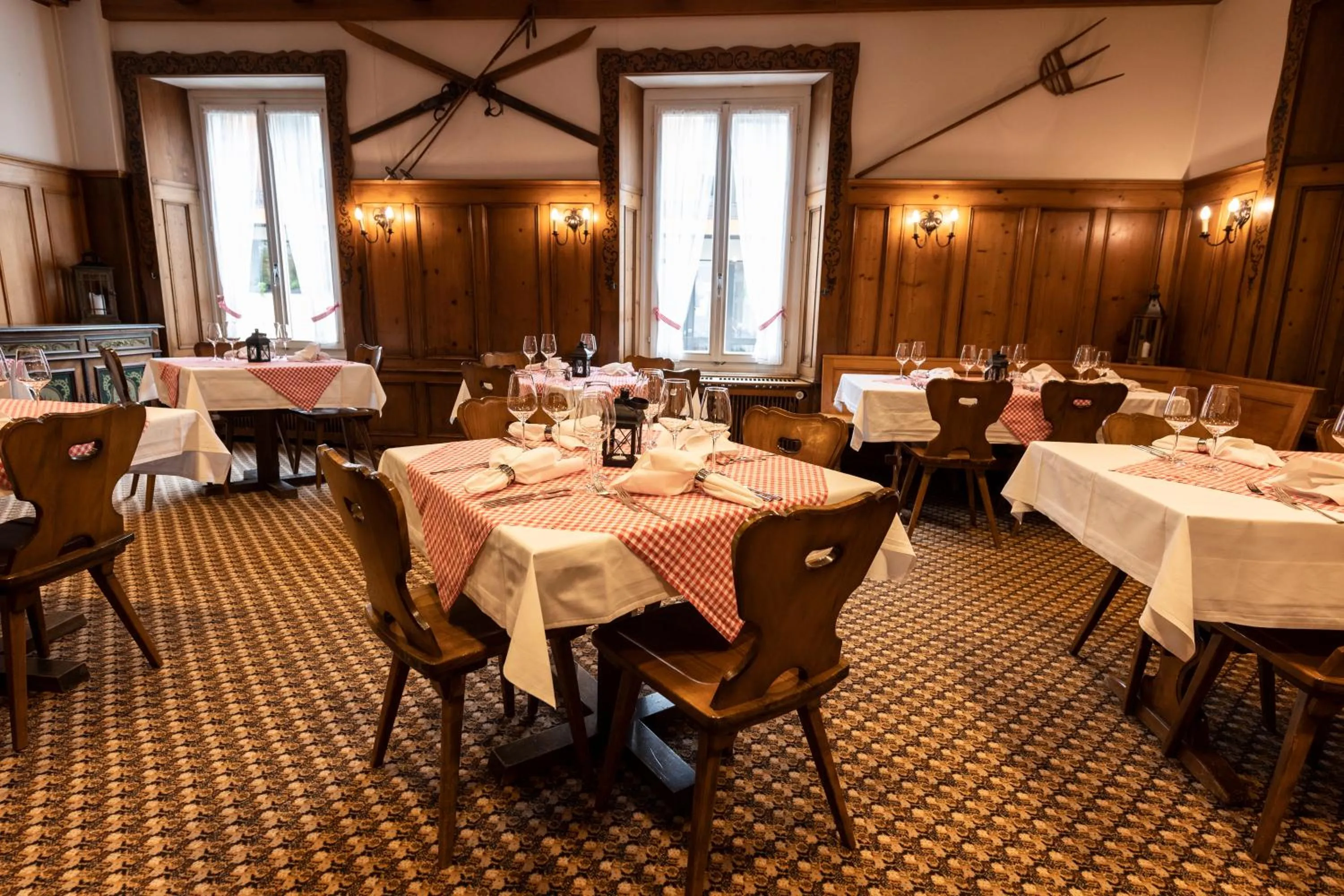 Restaurant/places to eat in Hotel Schweizerhof