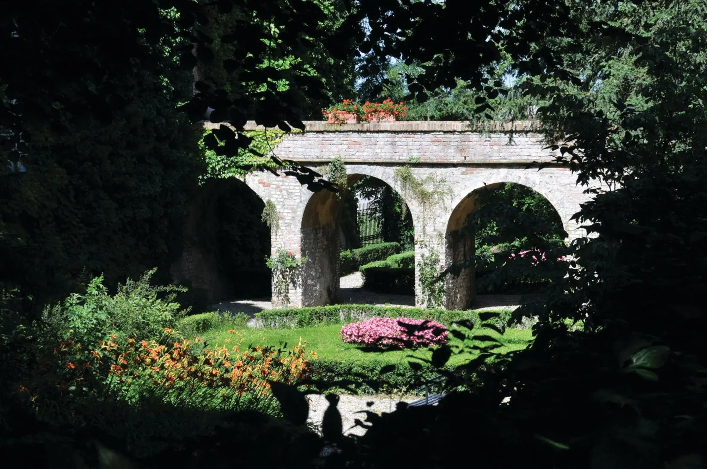 Area and facilities, Garden in Residenza Di Torre San Martino