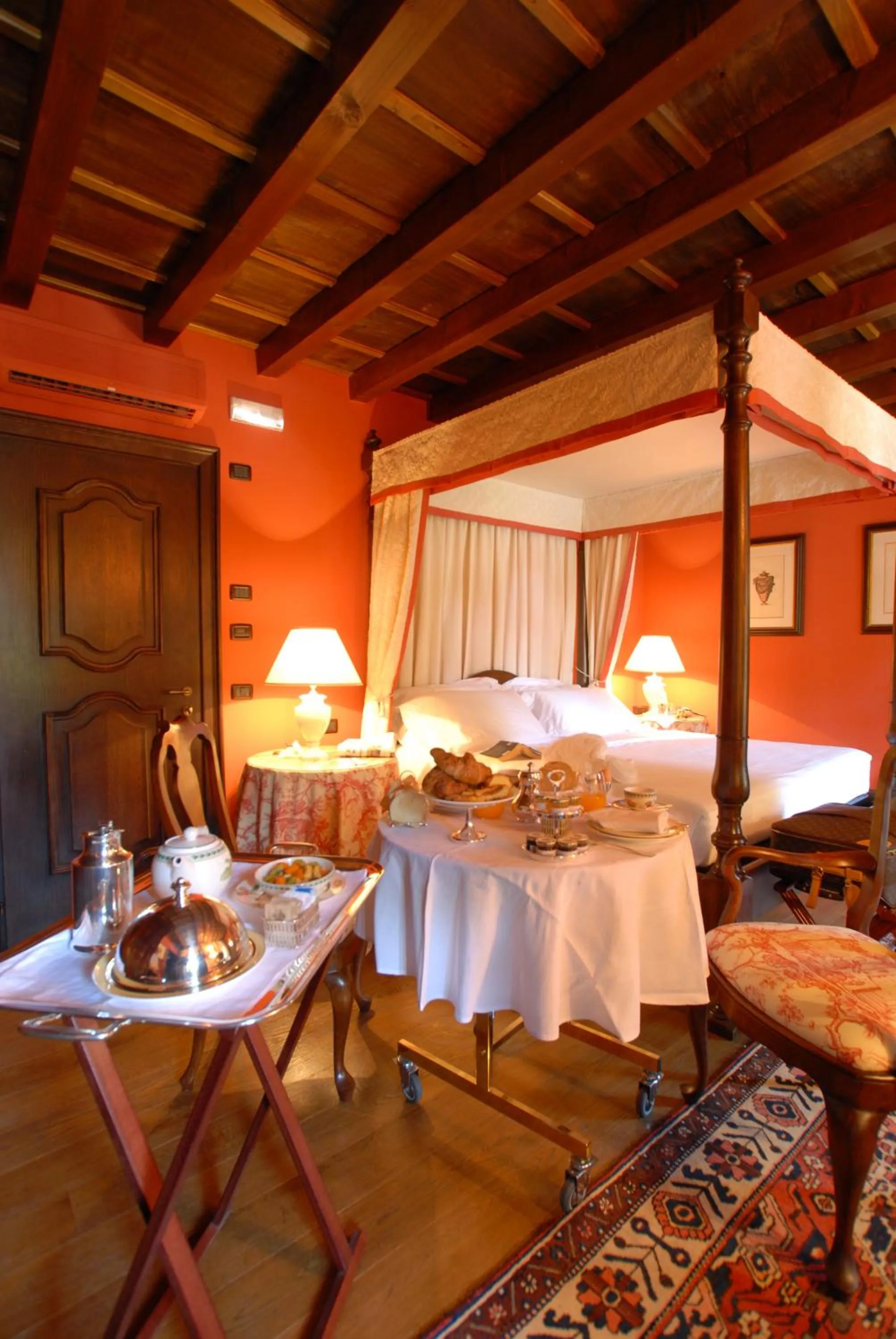 Bedroom, Bed in Hotel Torre di San Martino