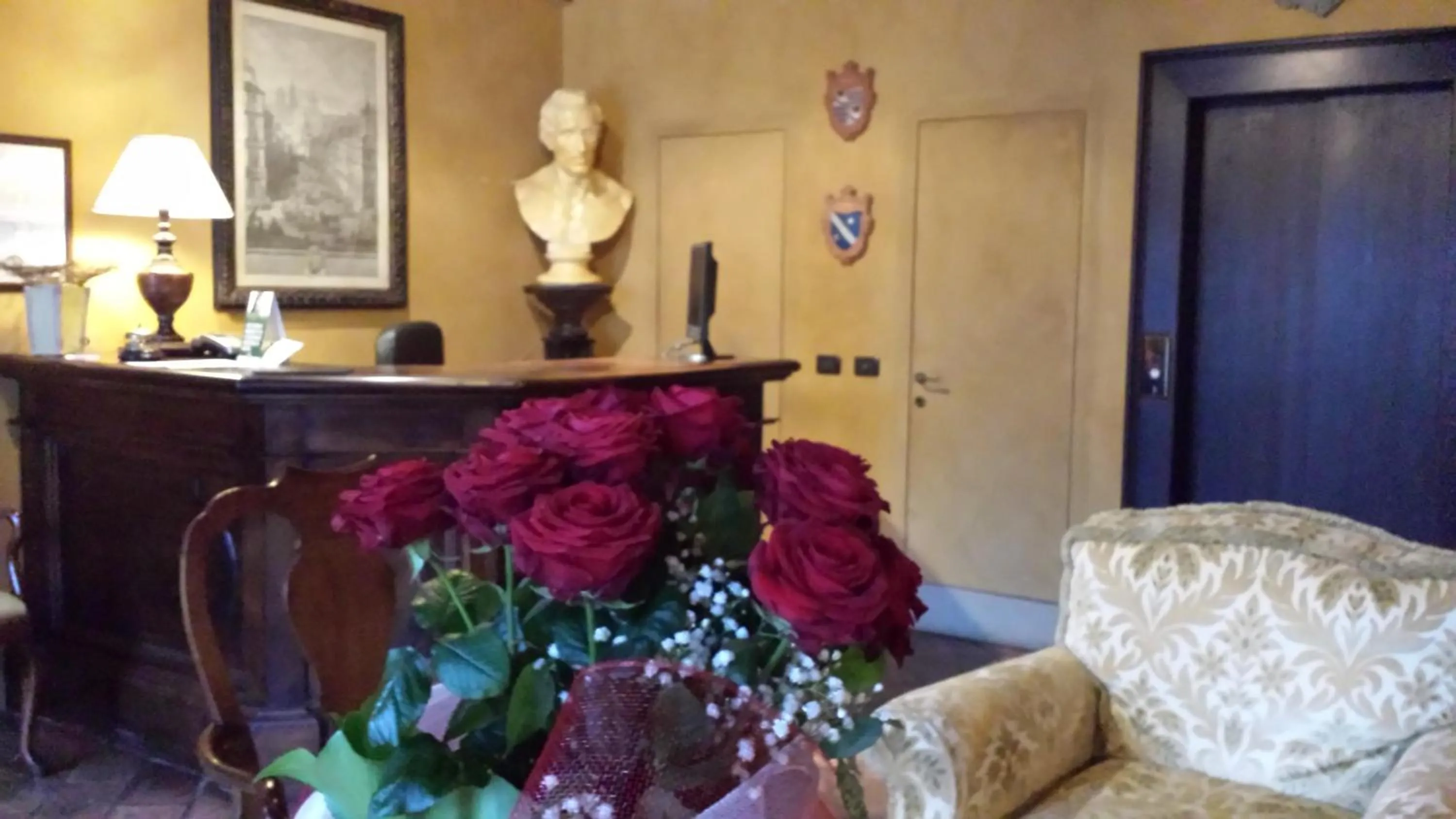 Lobby or reception in Hotel Torre di San Martino