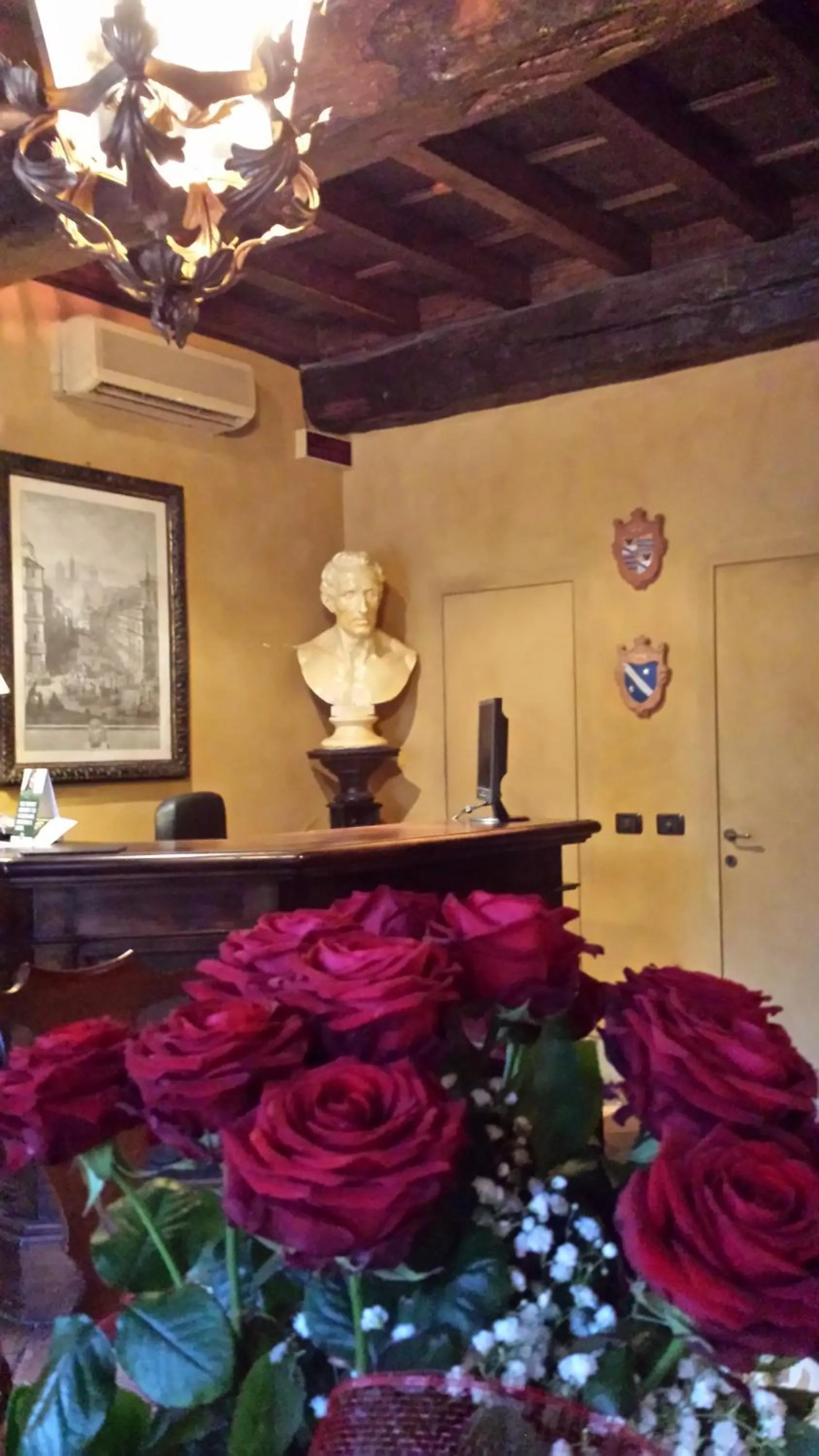 Lobby or reception in Hotel Torre di San Martino