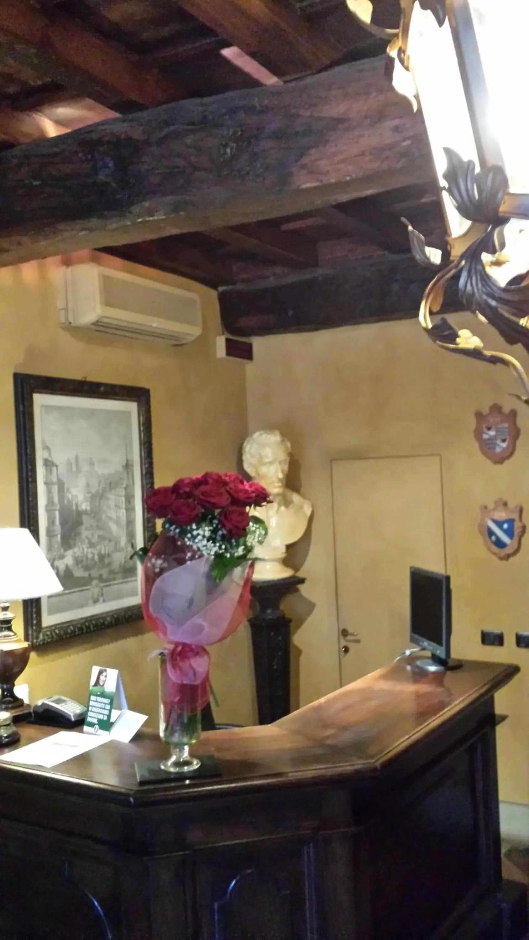 Lobby or reception in Hotel Torre di San Martino