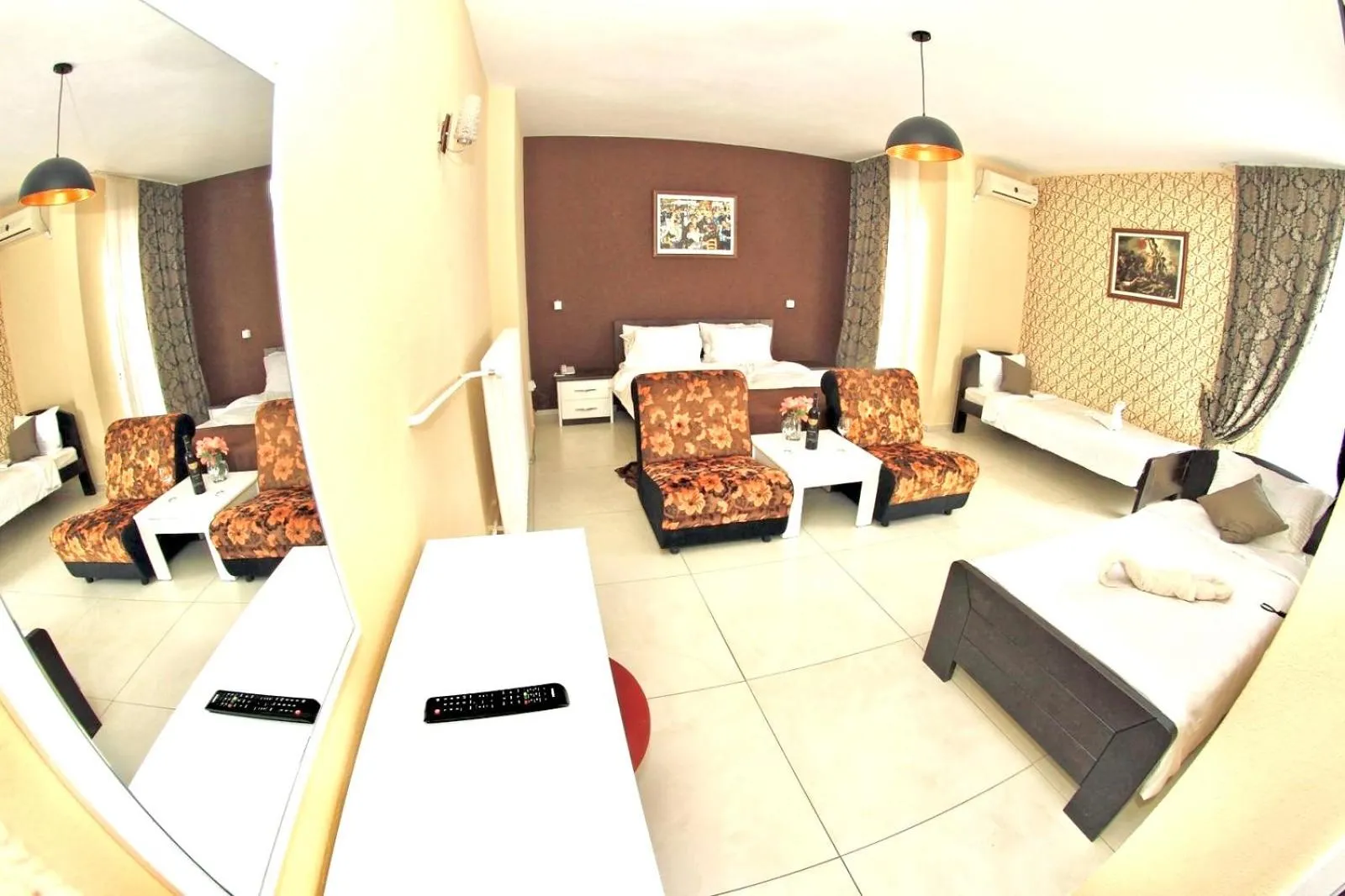 Bed in Hotel Lagadin