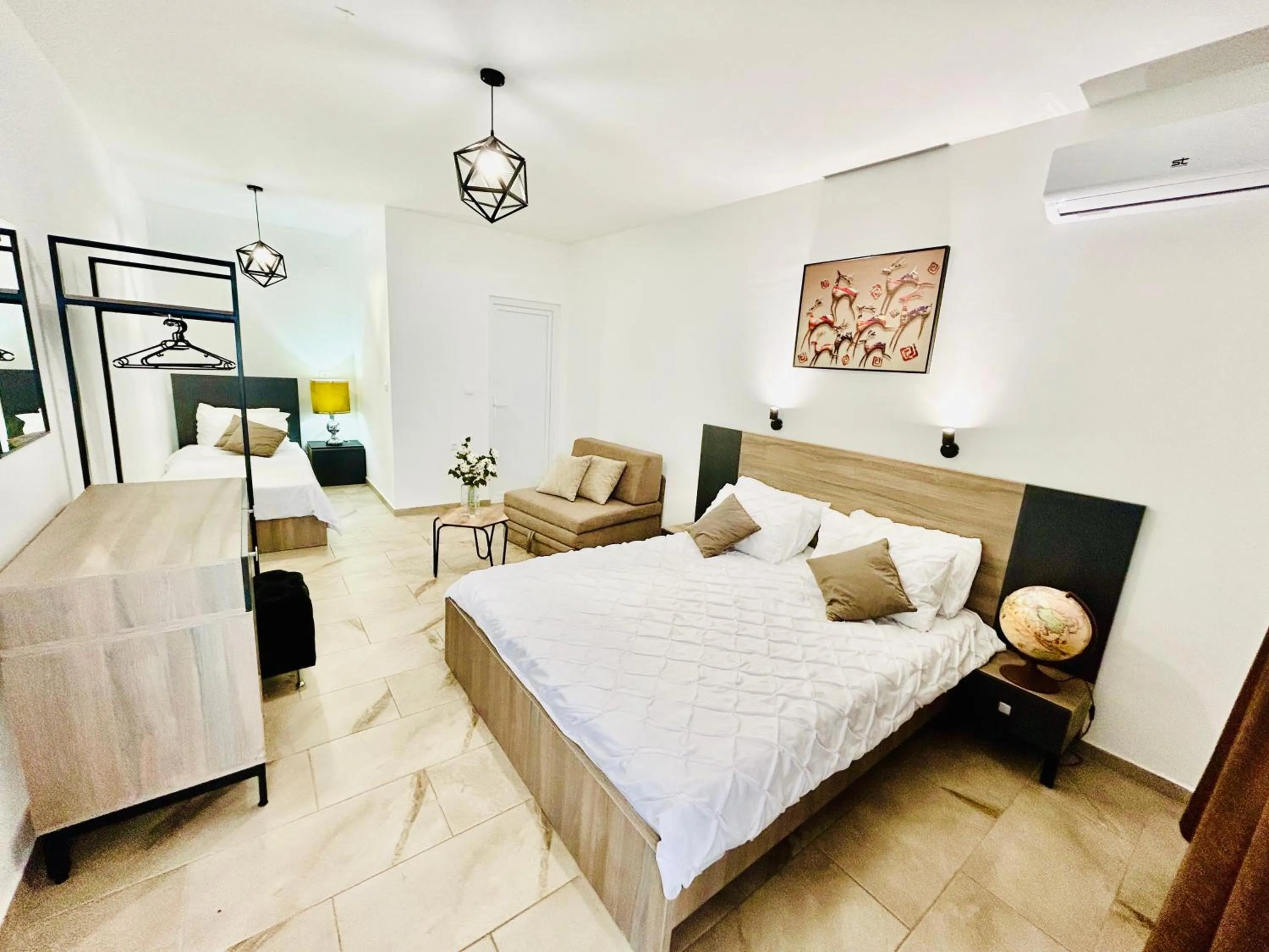 Bed in Hotel Lagadin