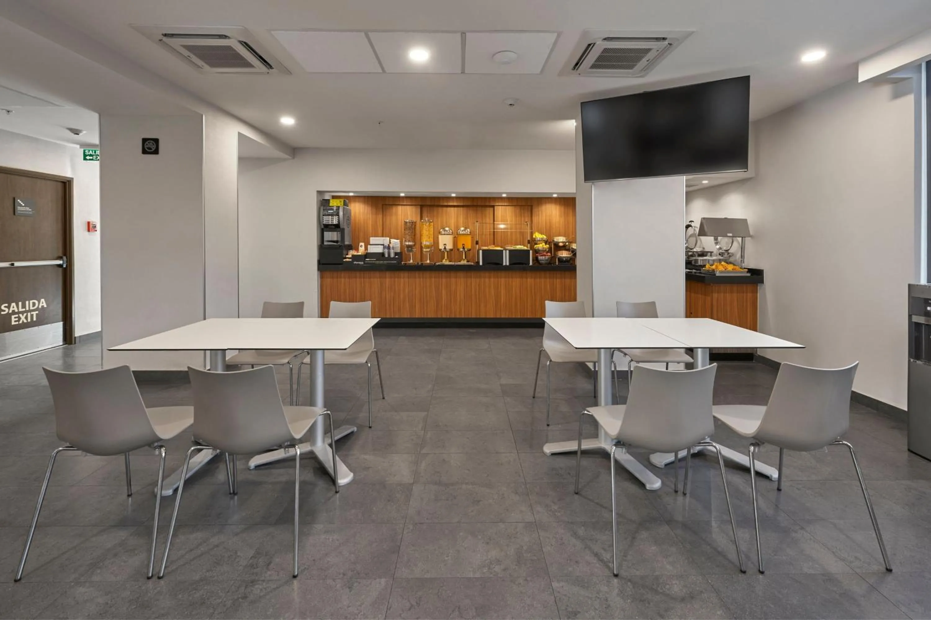 Breakfast in City Express by Marriott Monterrey Lindavista