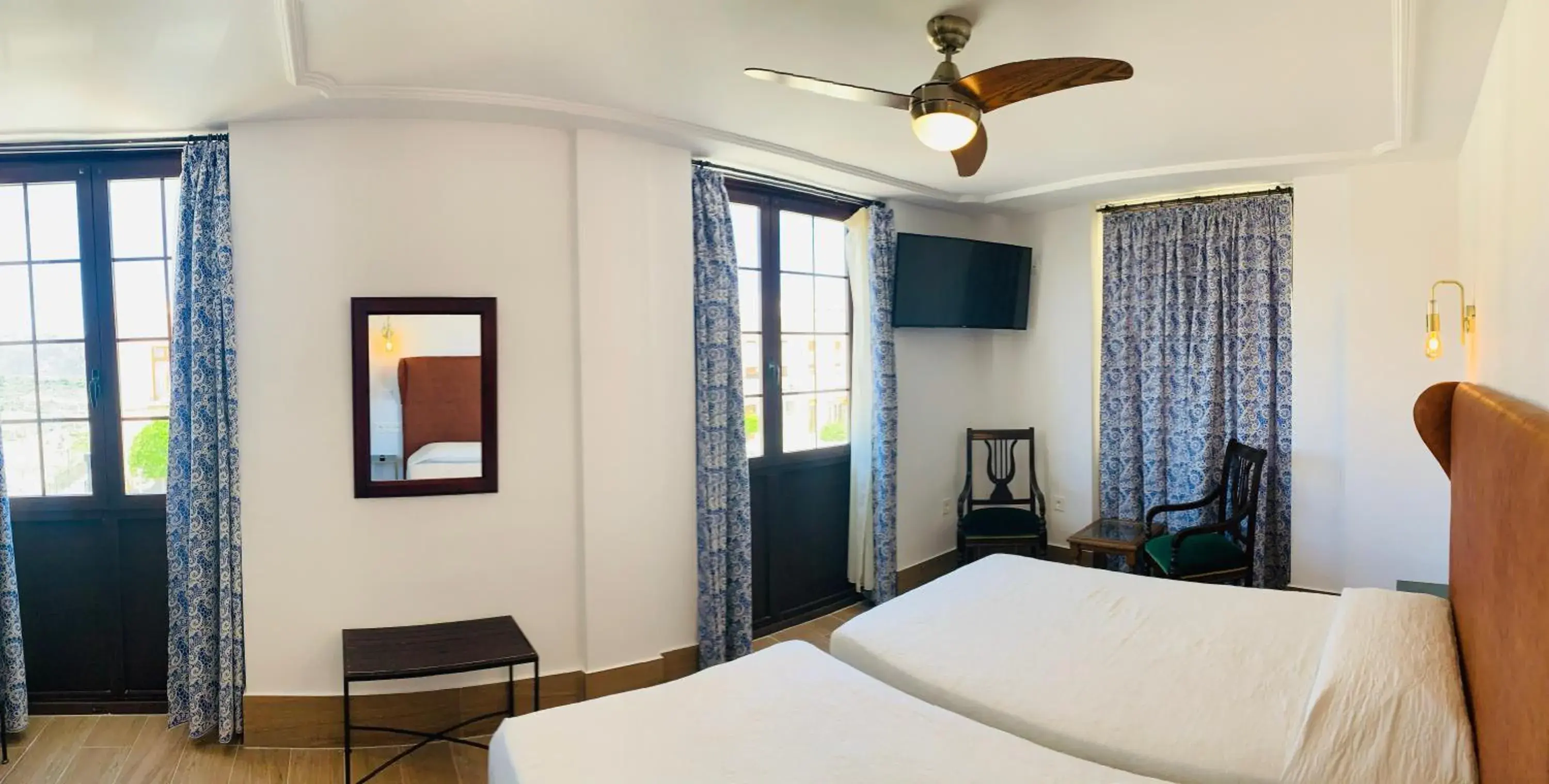 Photo of the whole room, Bed in Hotel Don Miguel Photo of the whole room, Bed in Hotel Don Miguel