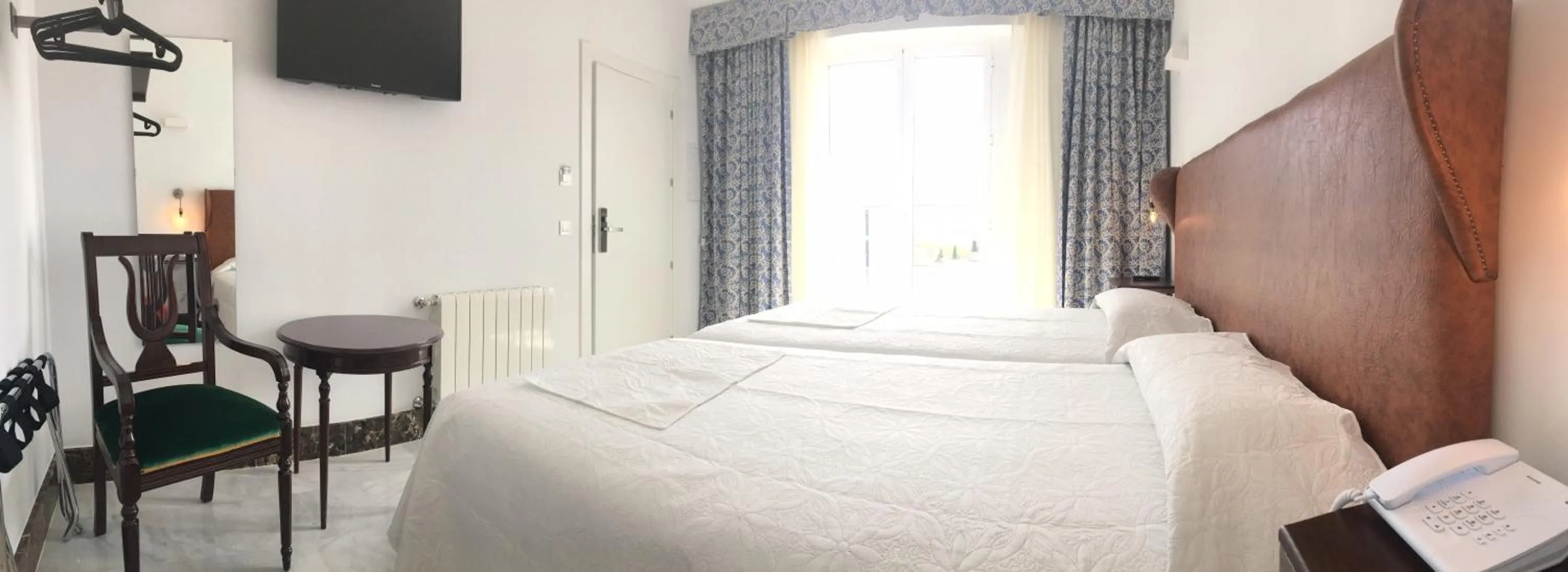 Bed in Hotel Don Miguel