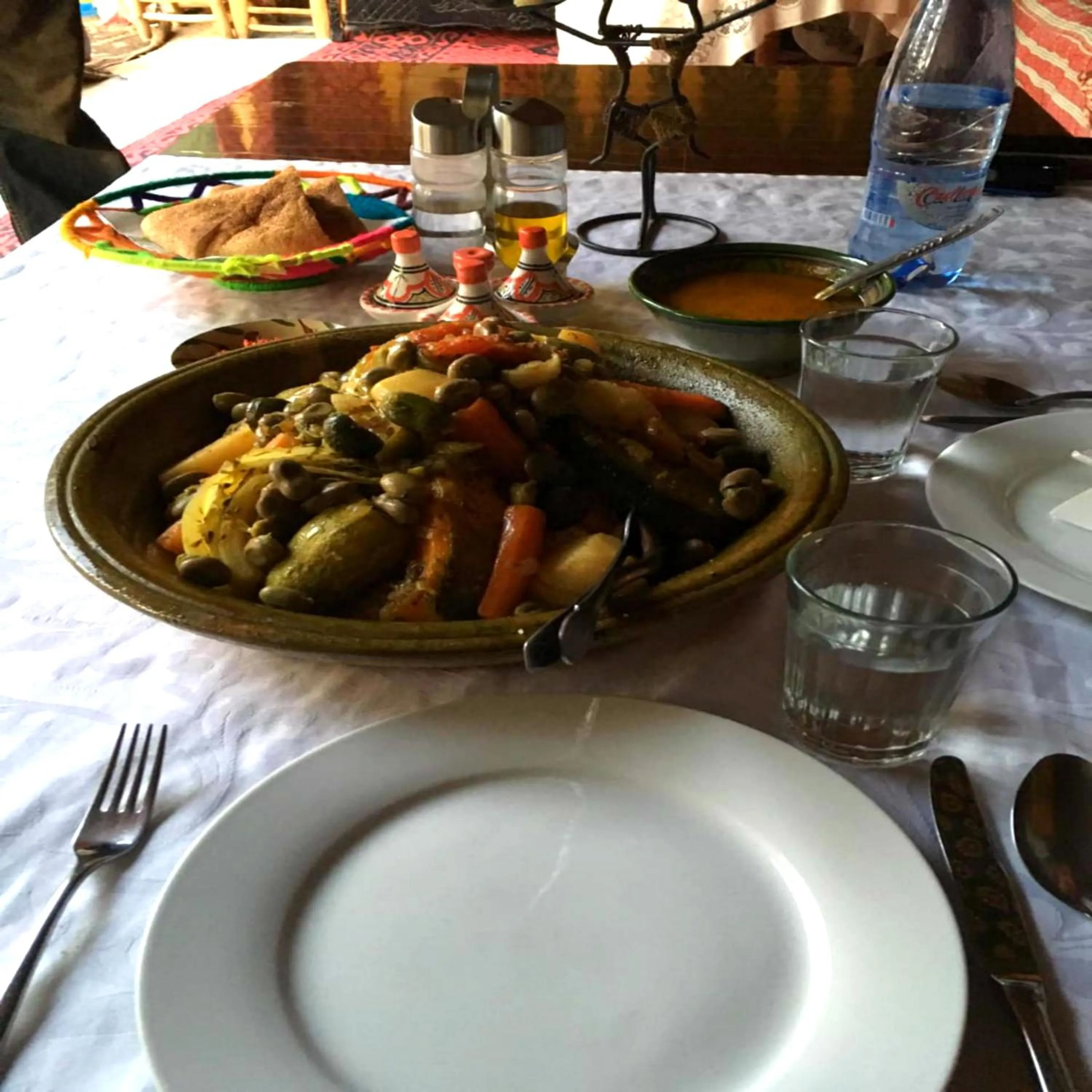 Restaurant/places to eat in Kasbah Elmehdaoui