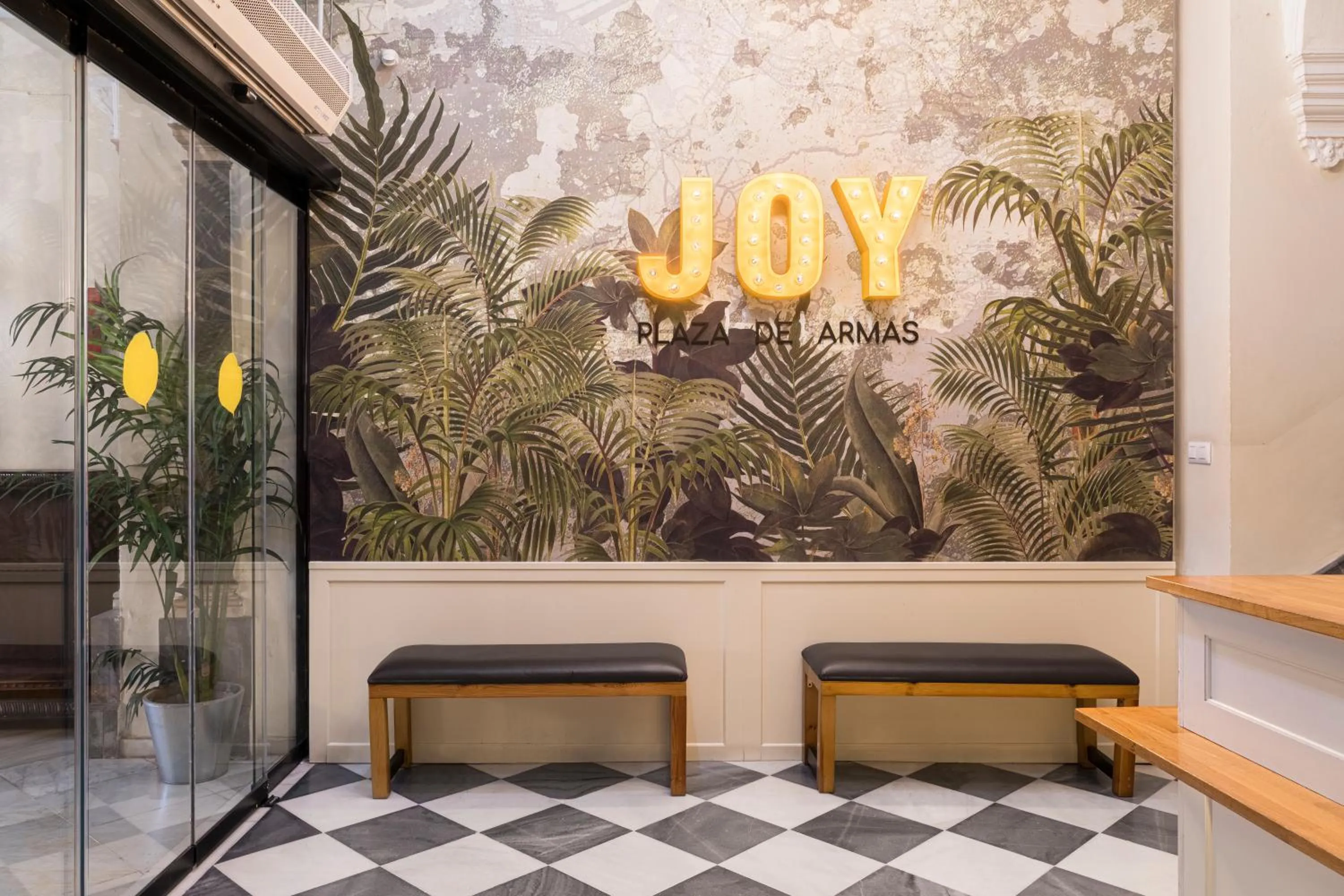 Lobby or reception in JOY Plaza de Armas