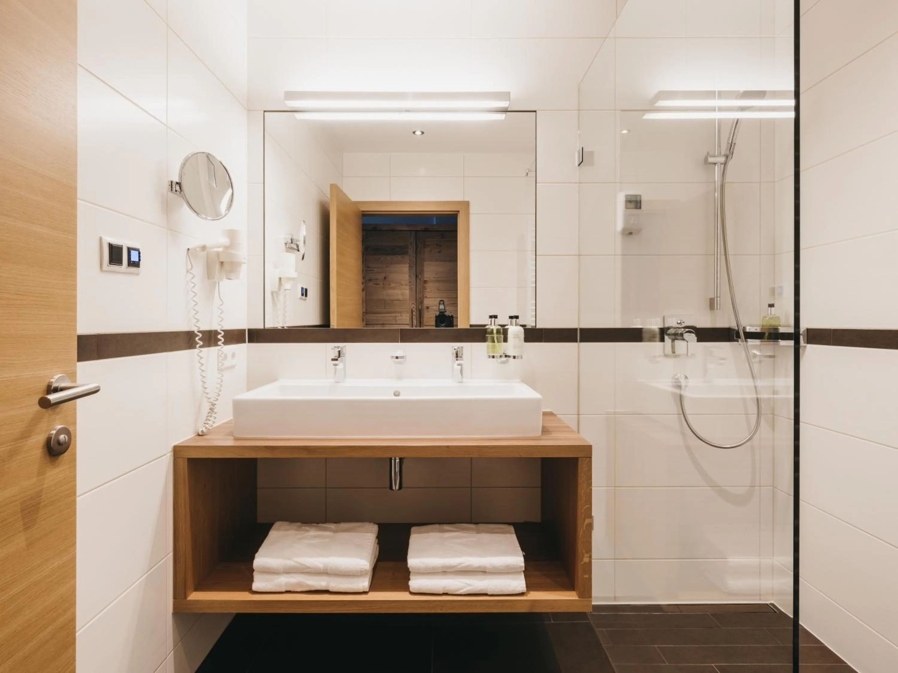 Shower in VAYA Zillertal