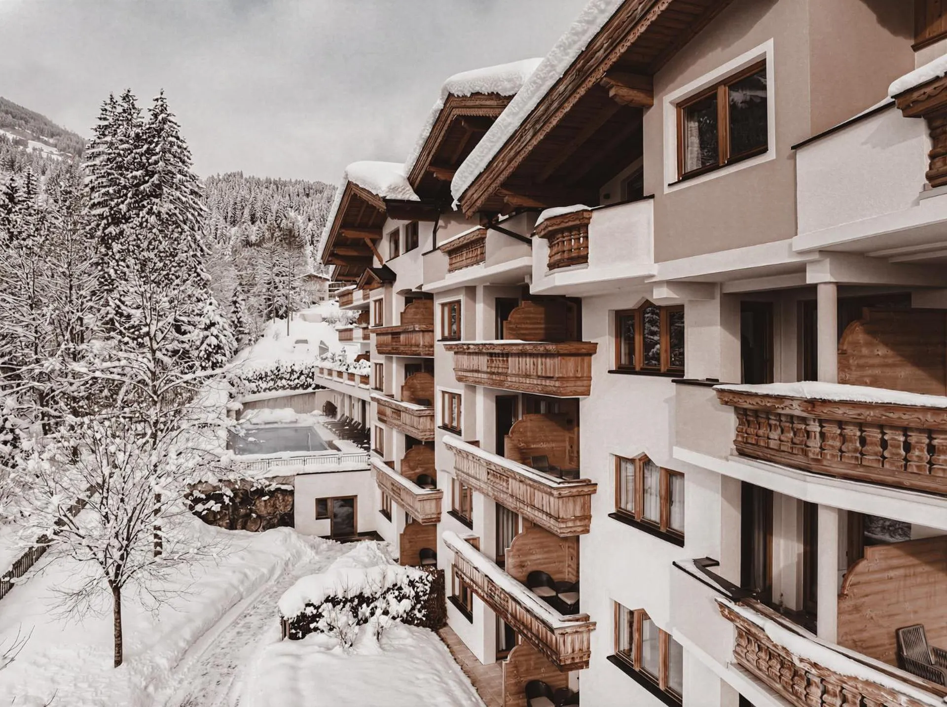 Swimming pool in VAYA Zillertal