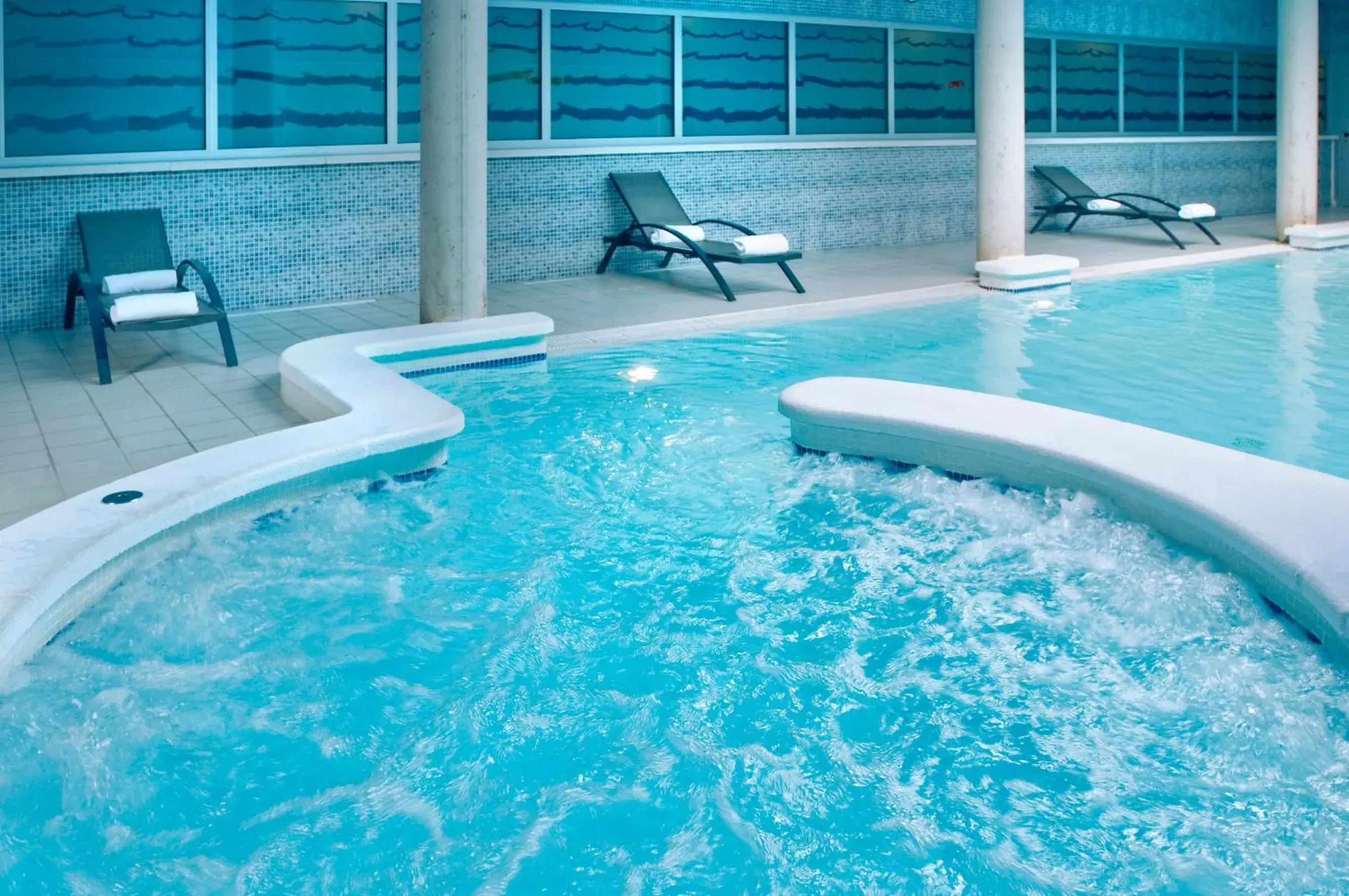 Swimming pool in Hotel Montemar Maritim Swimming pool in Hotel Montemar Maritim