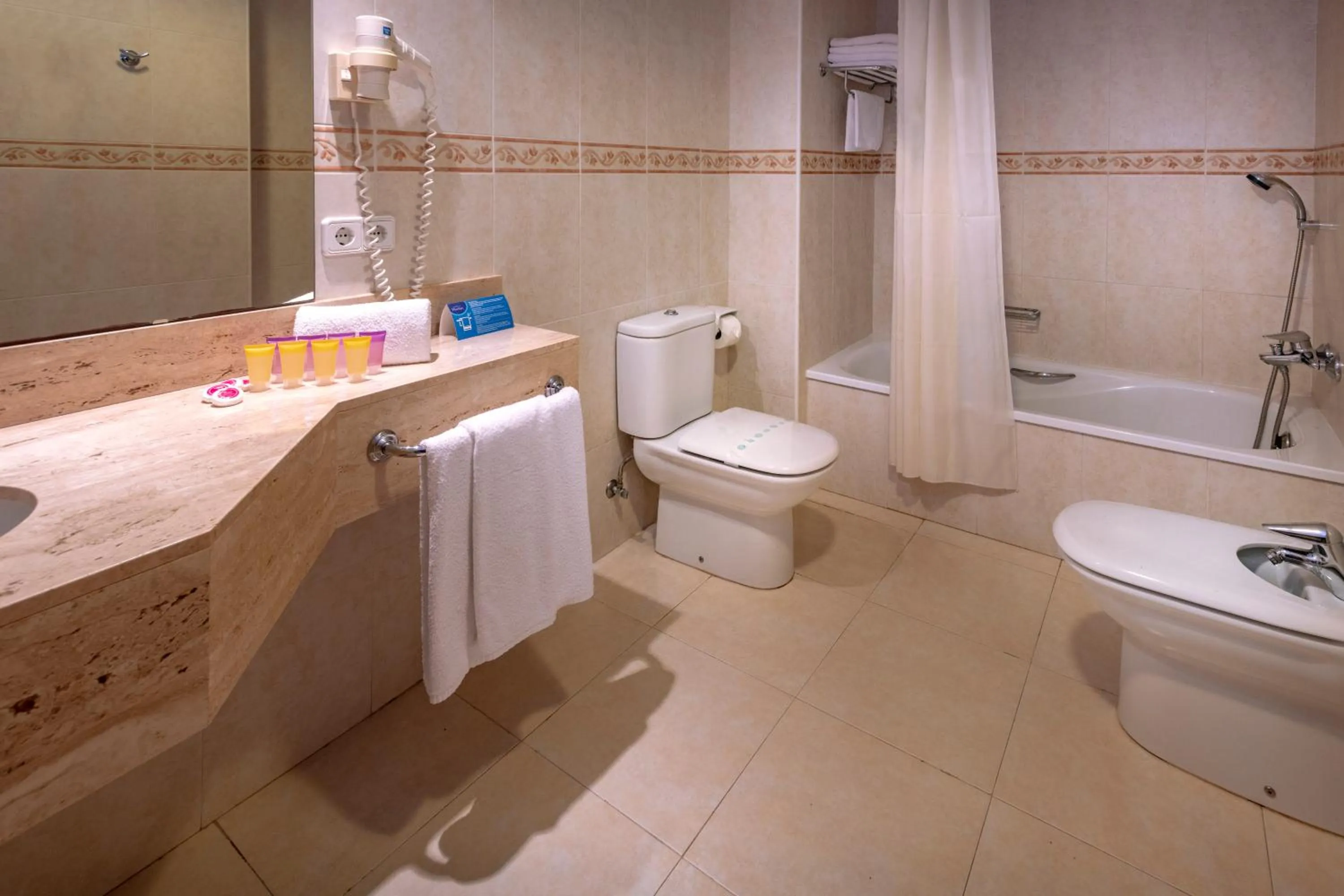 Hotel Montemar Maritim