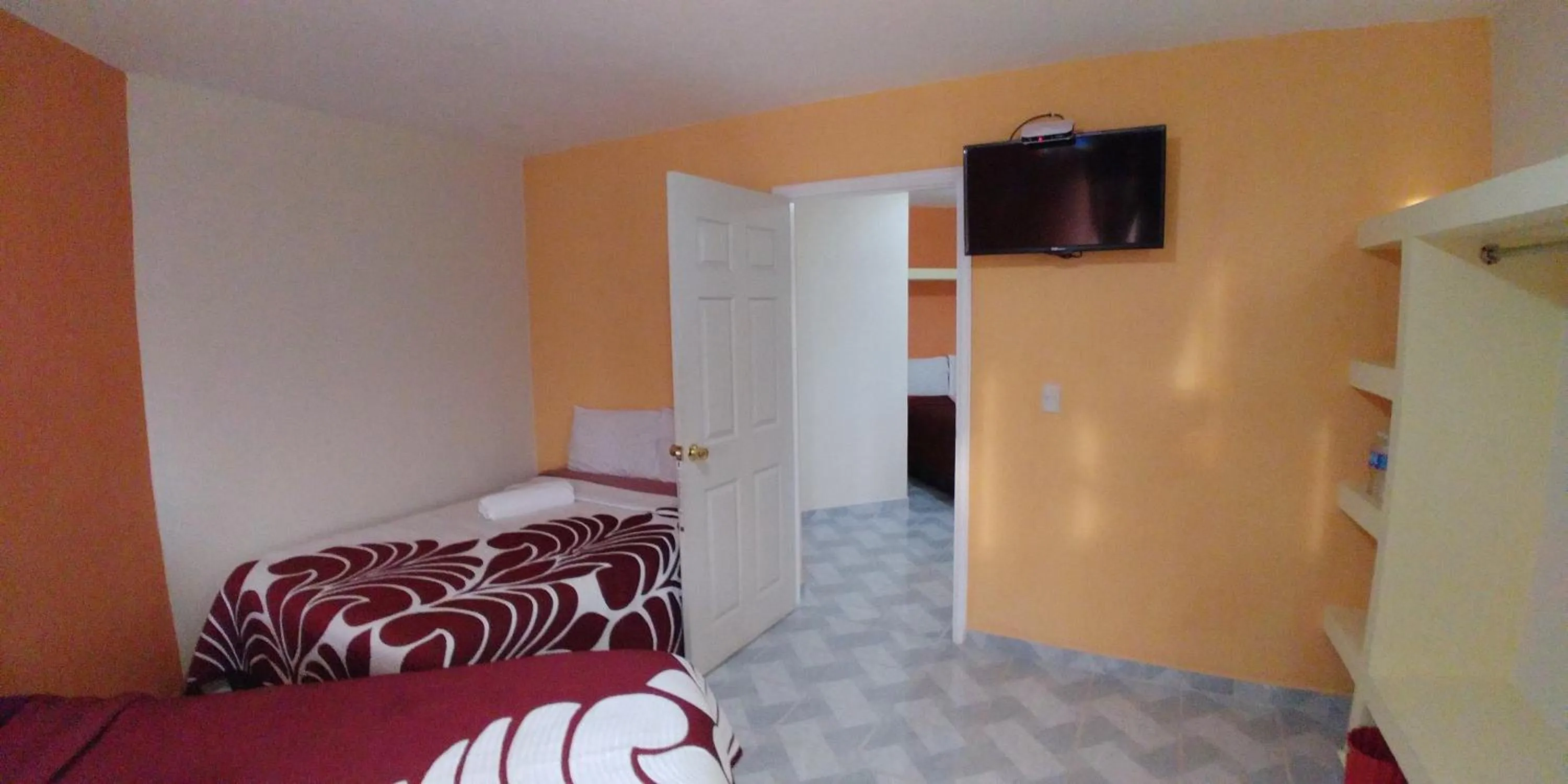 Bed in Hotel Roseville