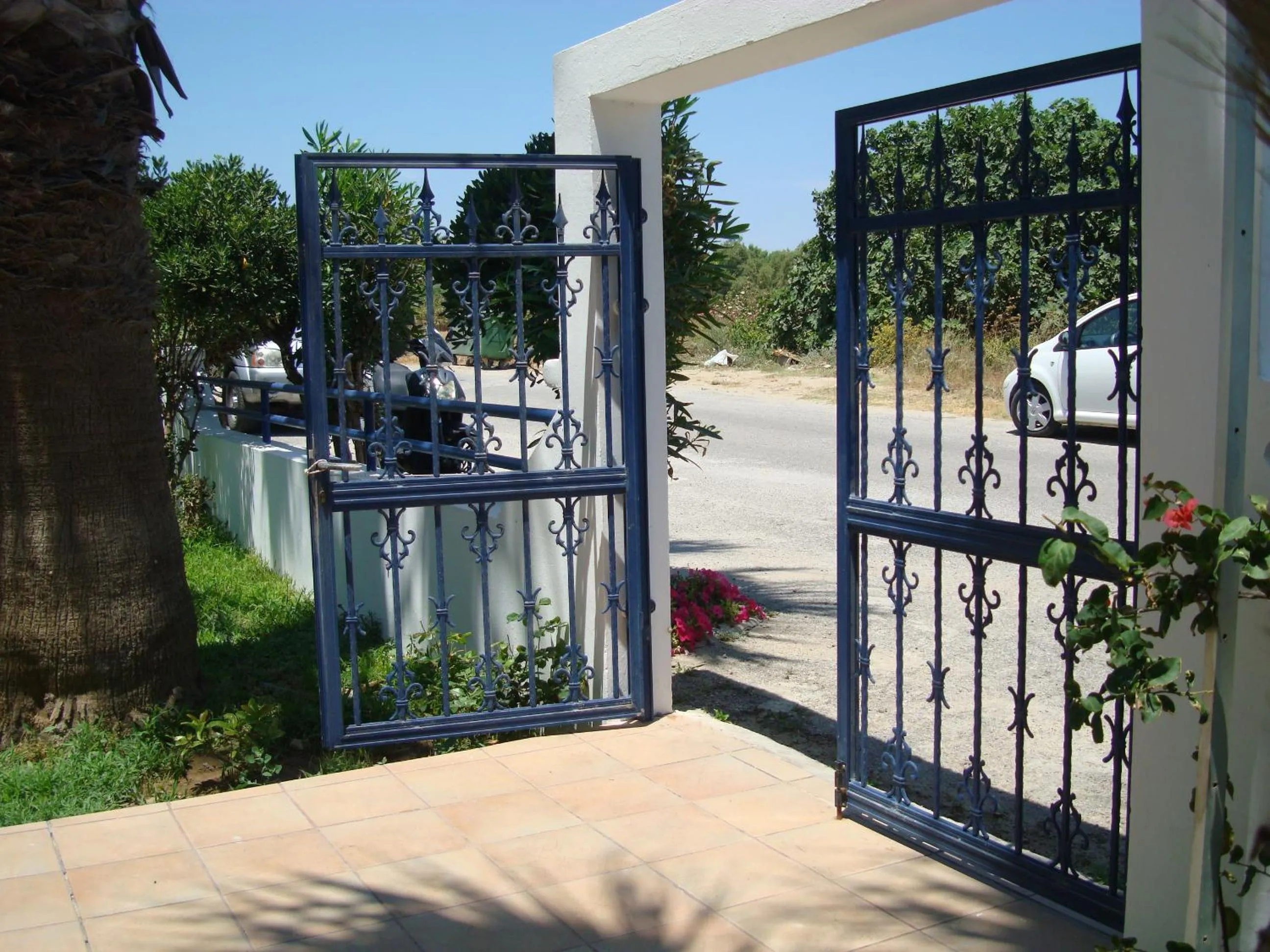 Facade/entrance in Philippos Studios & Apartments