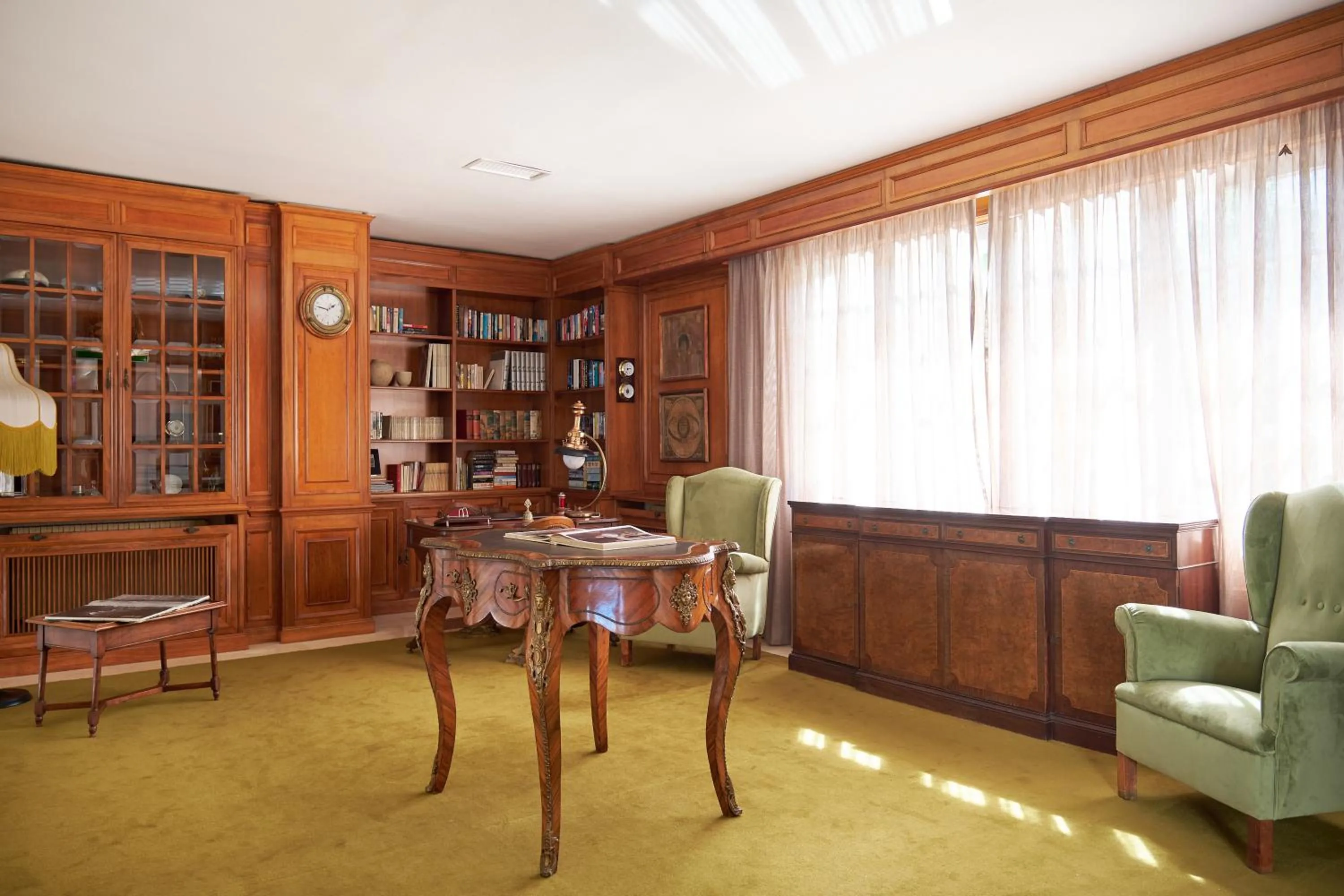 Library in La Moraleja The Quiet Hotel - Adults Only