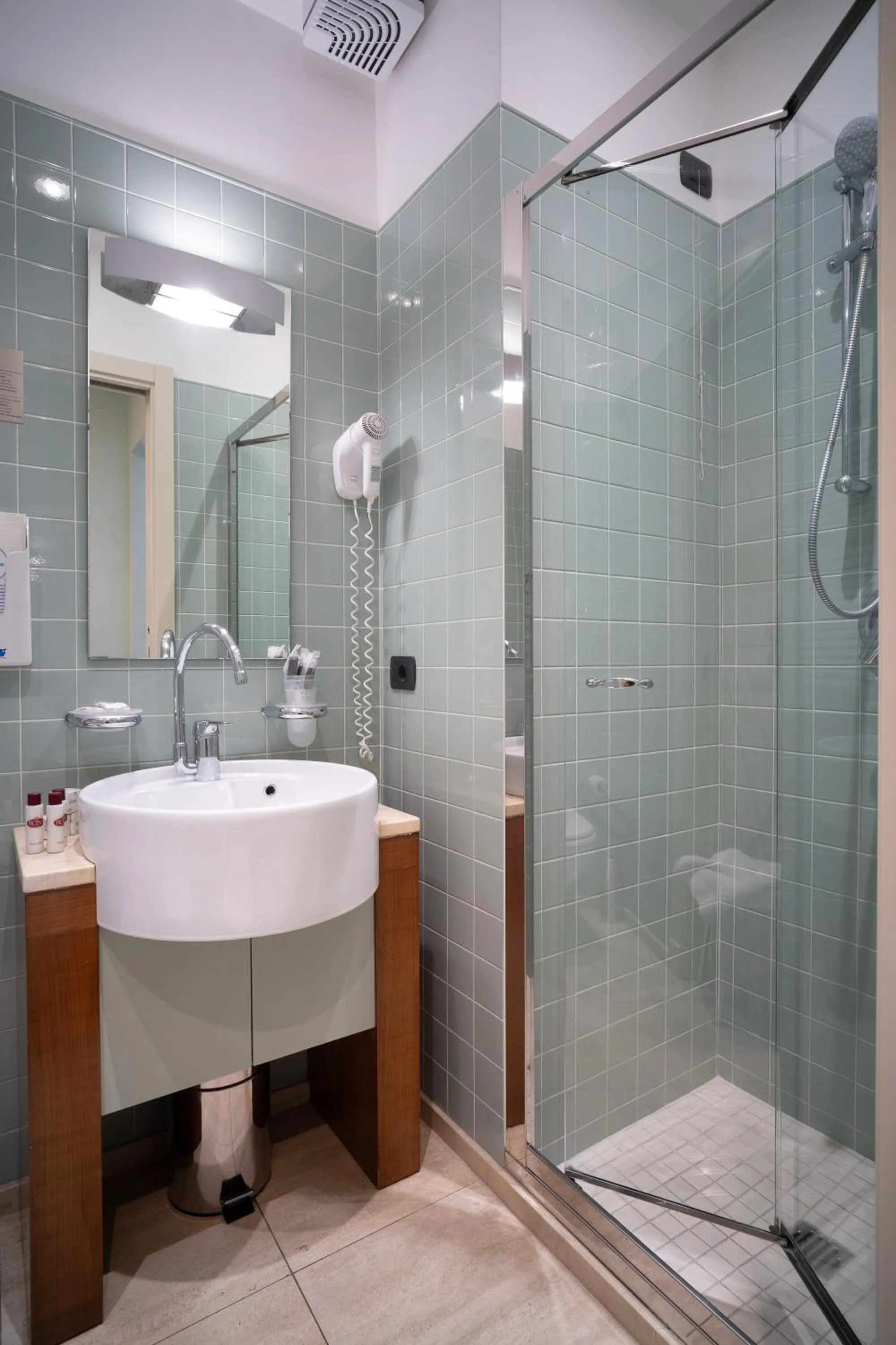 Bathroom in Hotel Rosa